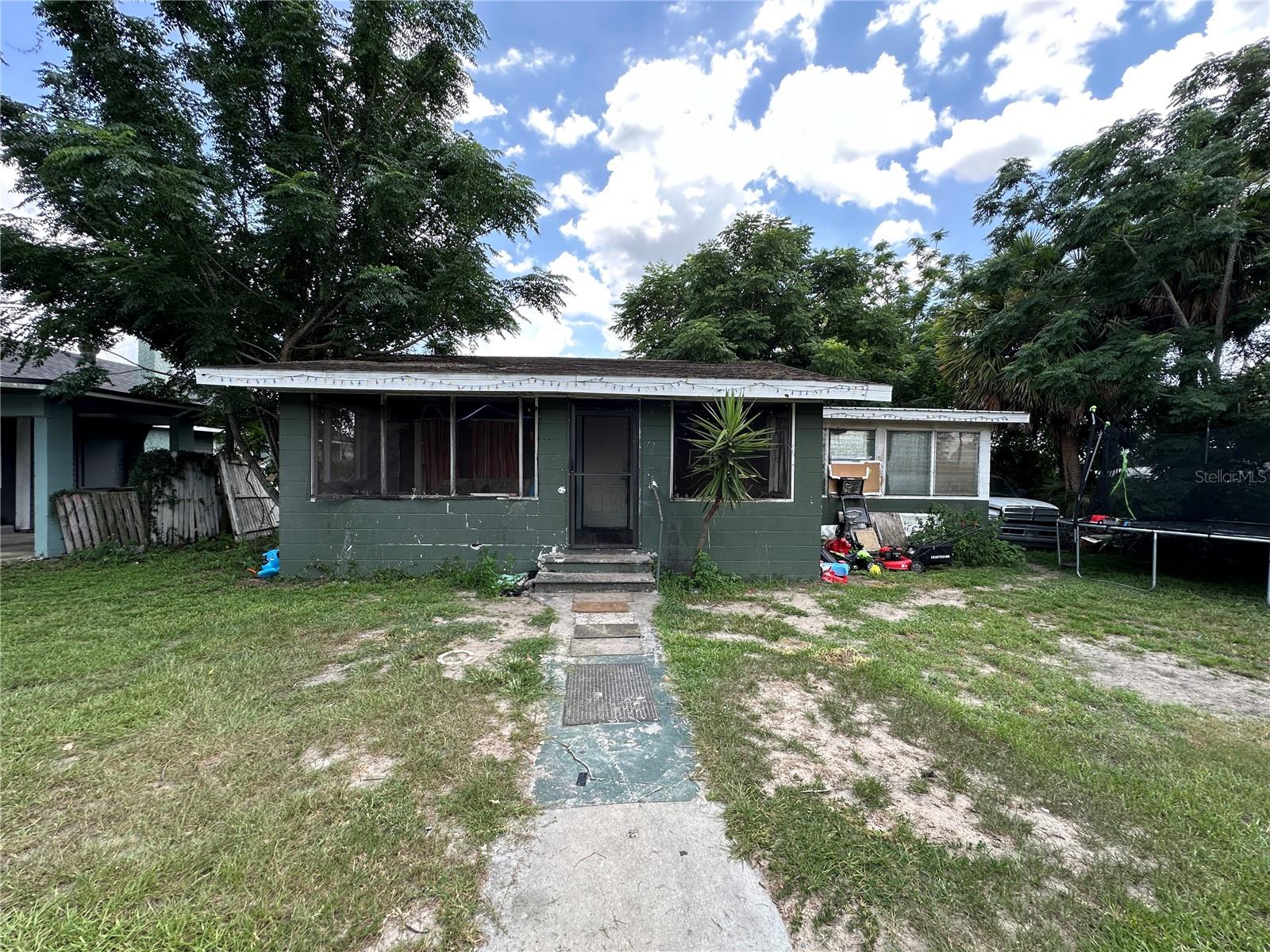 1105 NE 1ST ST, MULBERRY, FL