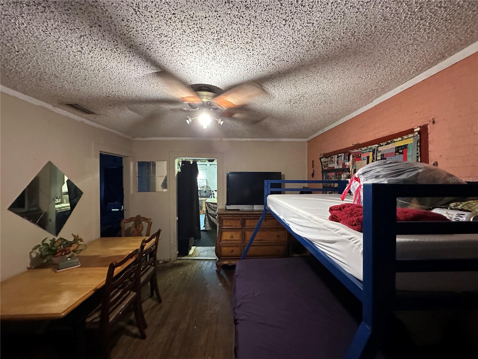 1105 NE 1ST ST, MULBERRY, FL — photo 4