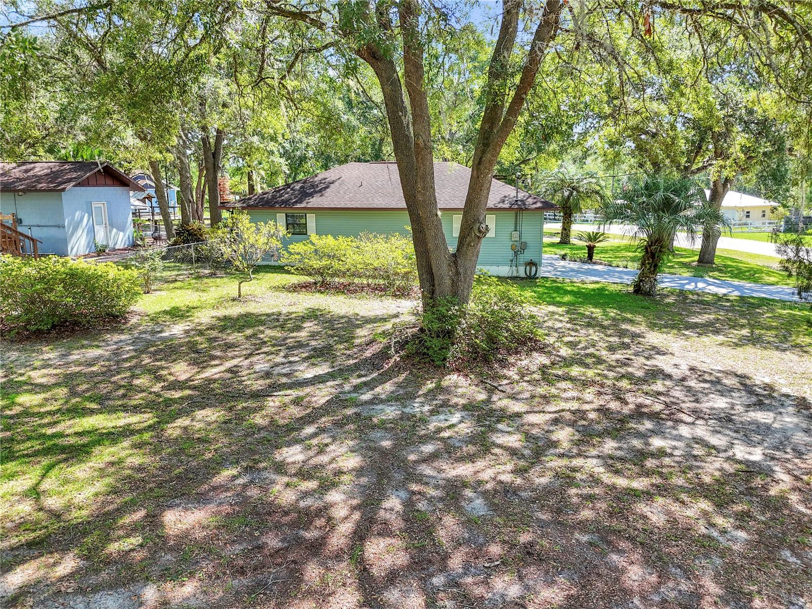 16365 SE 17TH ST, OCKLAWAHA, FL — photo 42