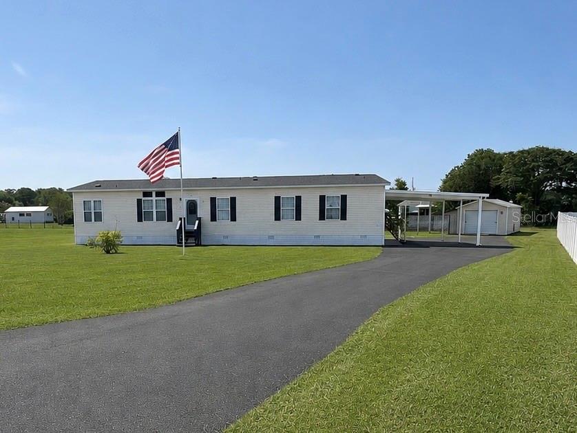 13718 COUNTY ROAD 109D-3, LADY LAKE, FL — photo 2