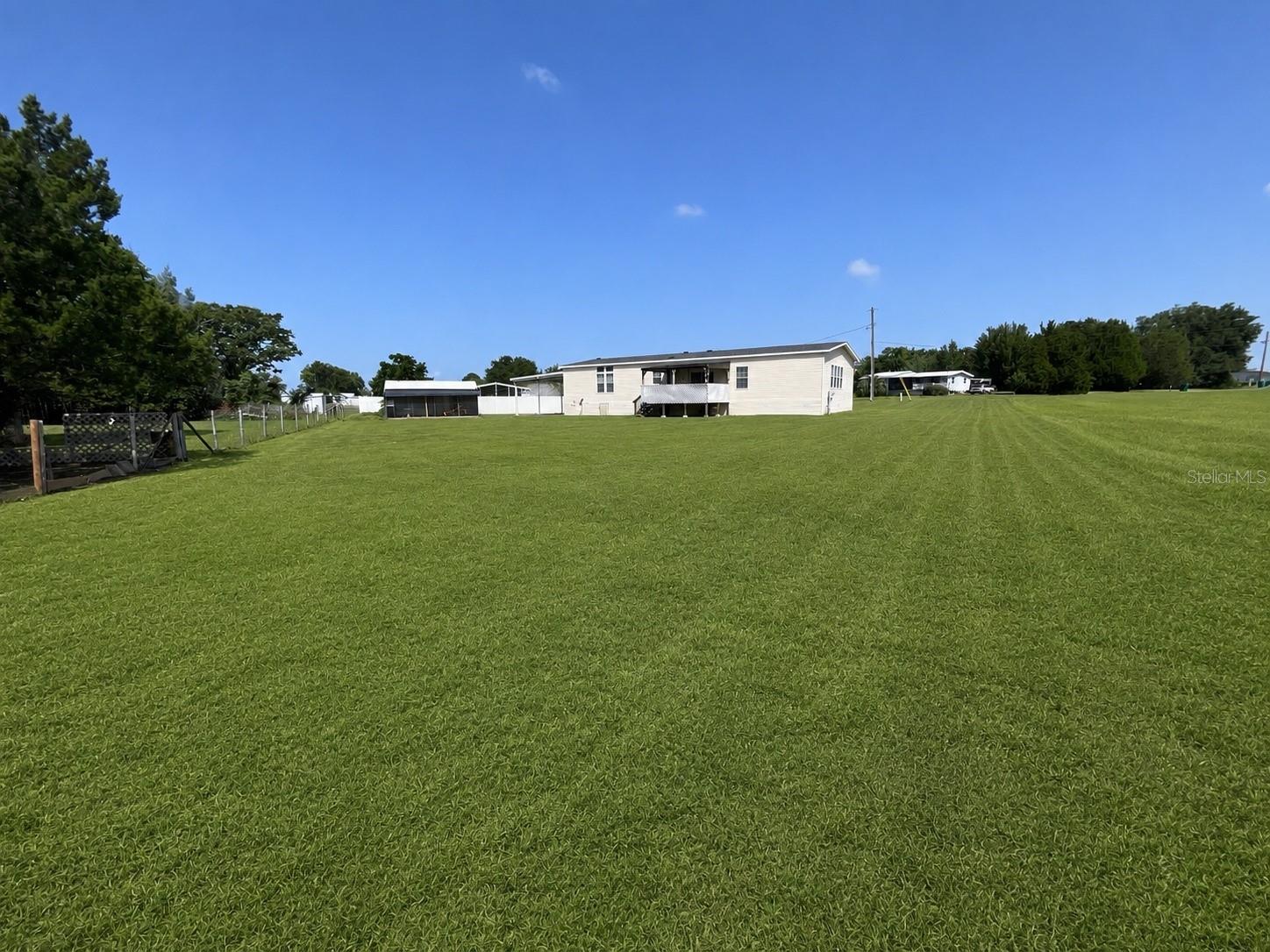13718 COUNTY ROAD 109D-3, LADY LAKE, FL — photo 43