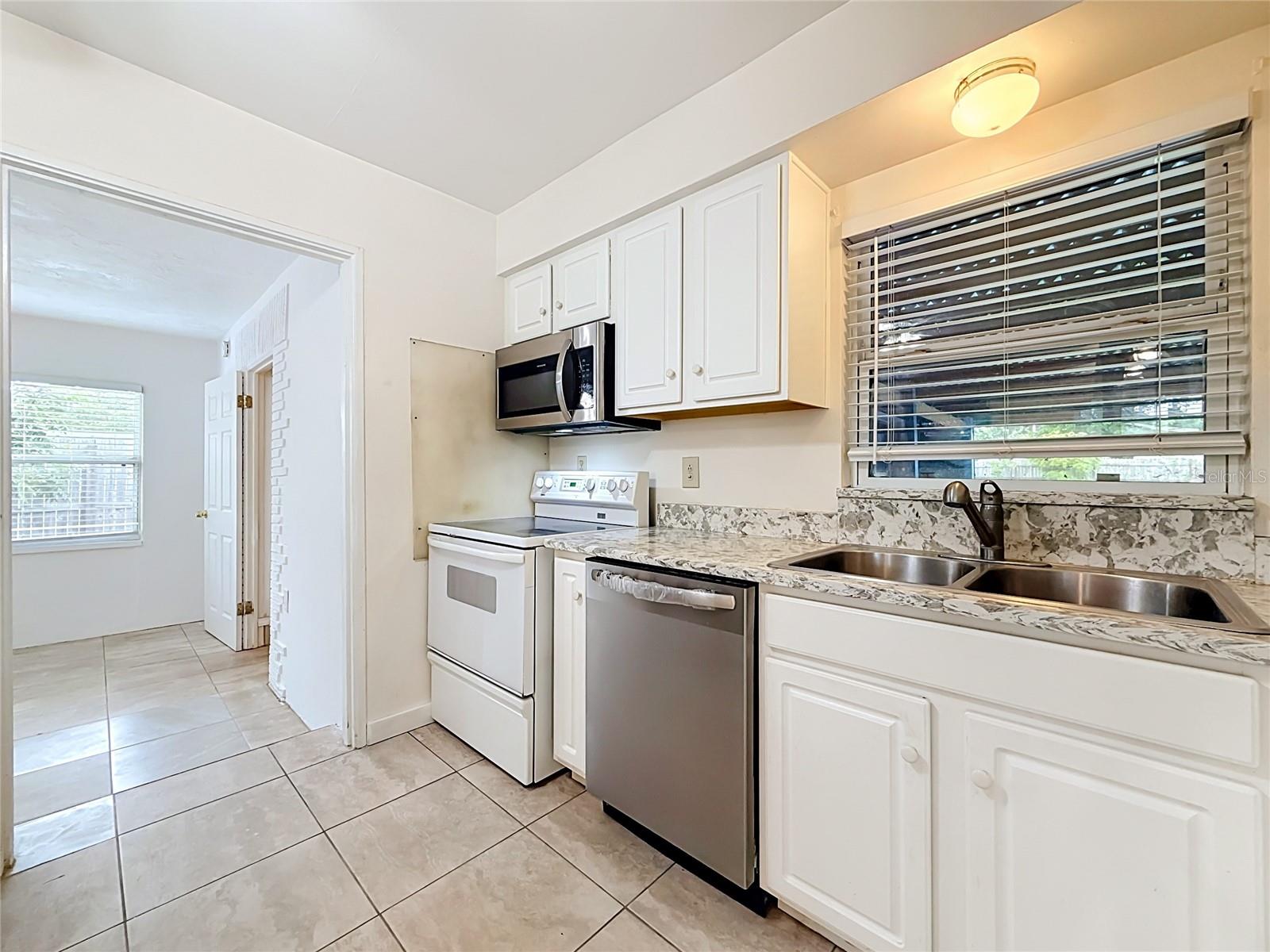 6430 83RD AVE N, PINELLAS PARK, FL — photo 9