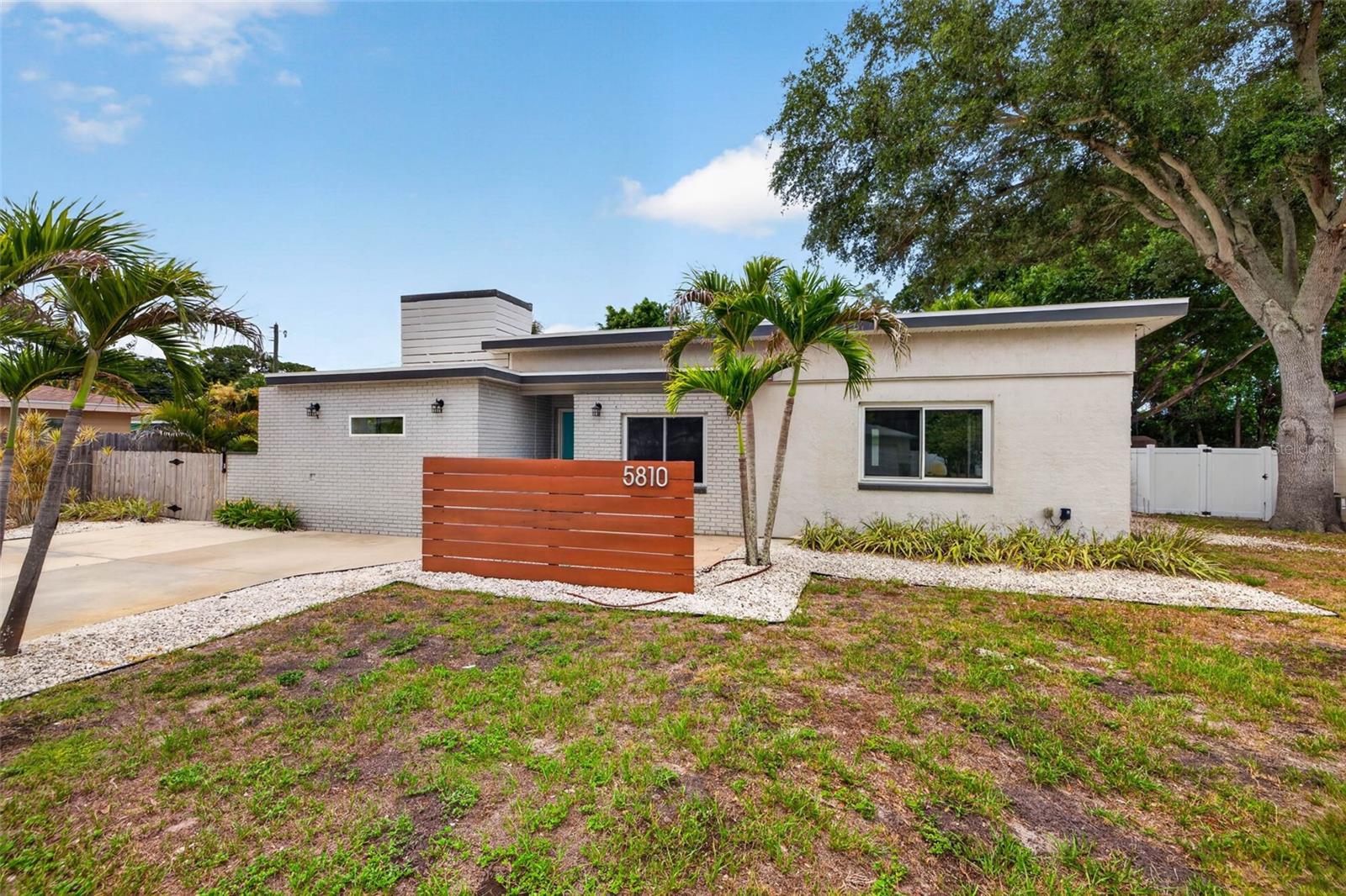 5810 20TH AVE S, ST PETERSBURG, FL — photo 42