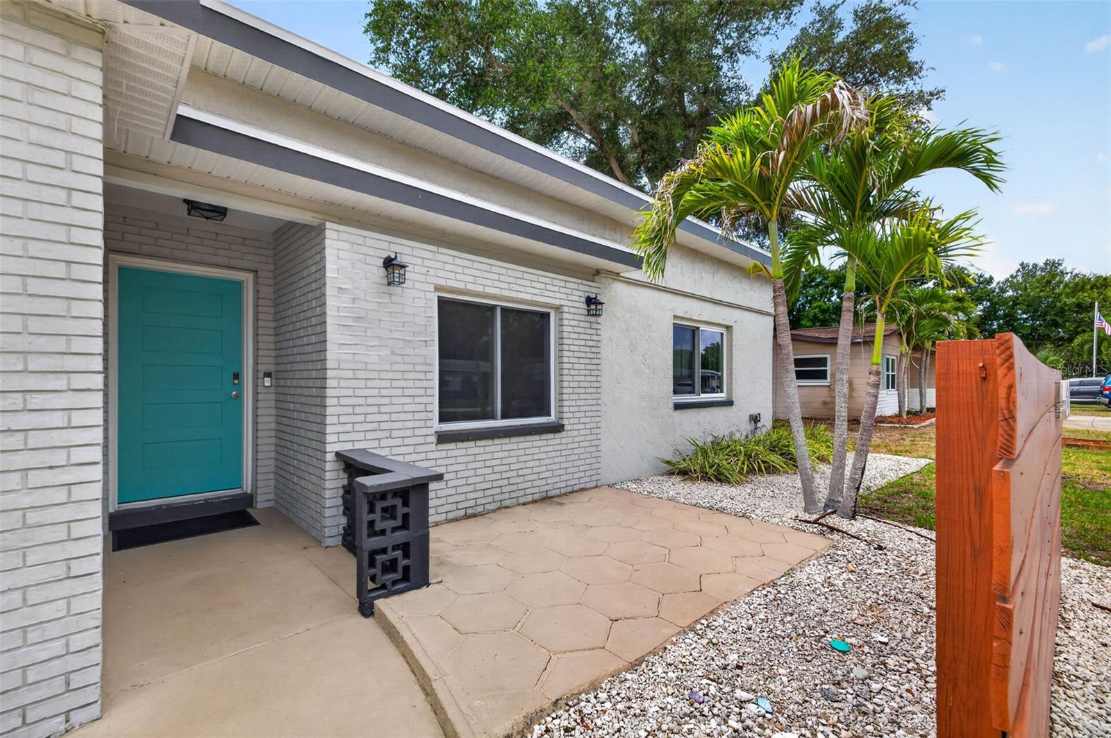 5810 20TH AVE S, ST PETERSBURG, FL — photo 4
