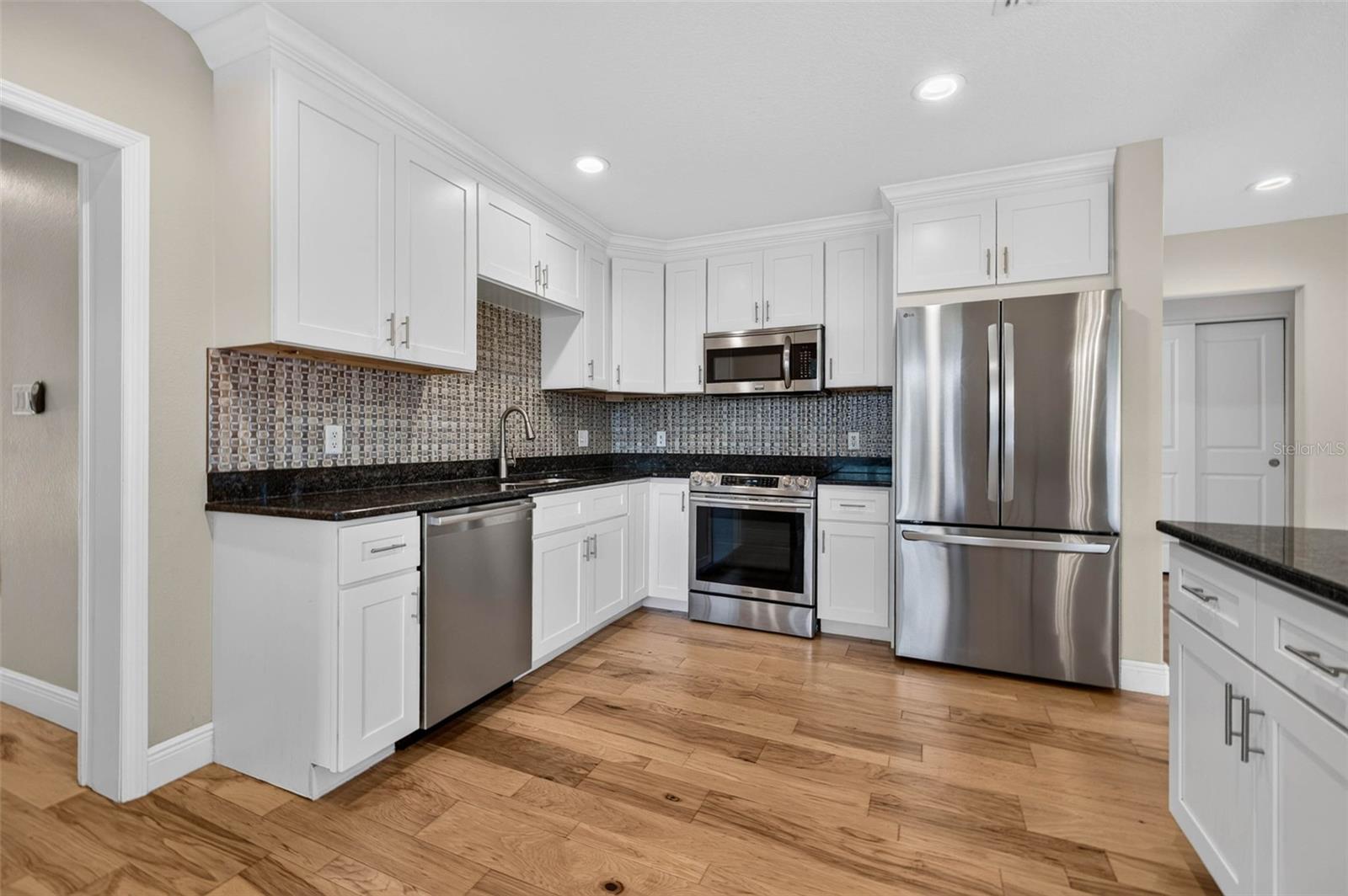5810 20TH AVE S, ST PETERSBURG, FL — photo 12