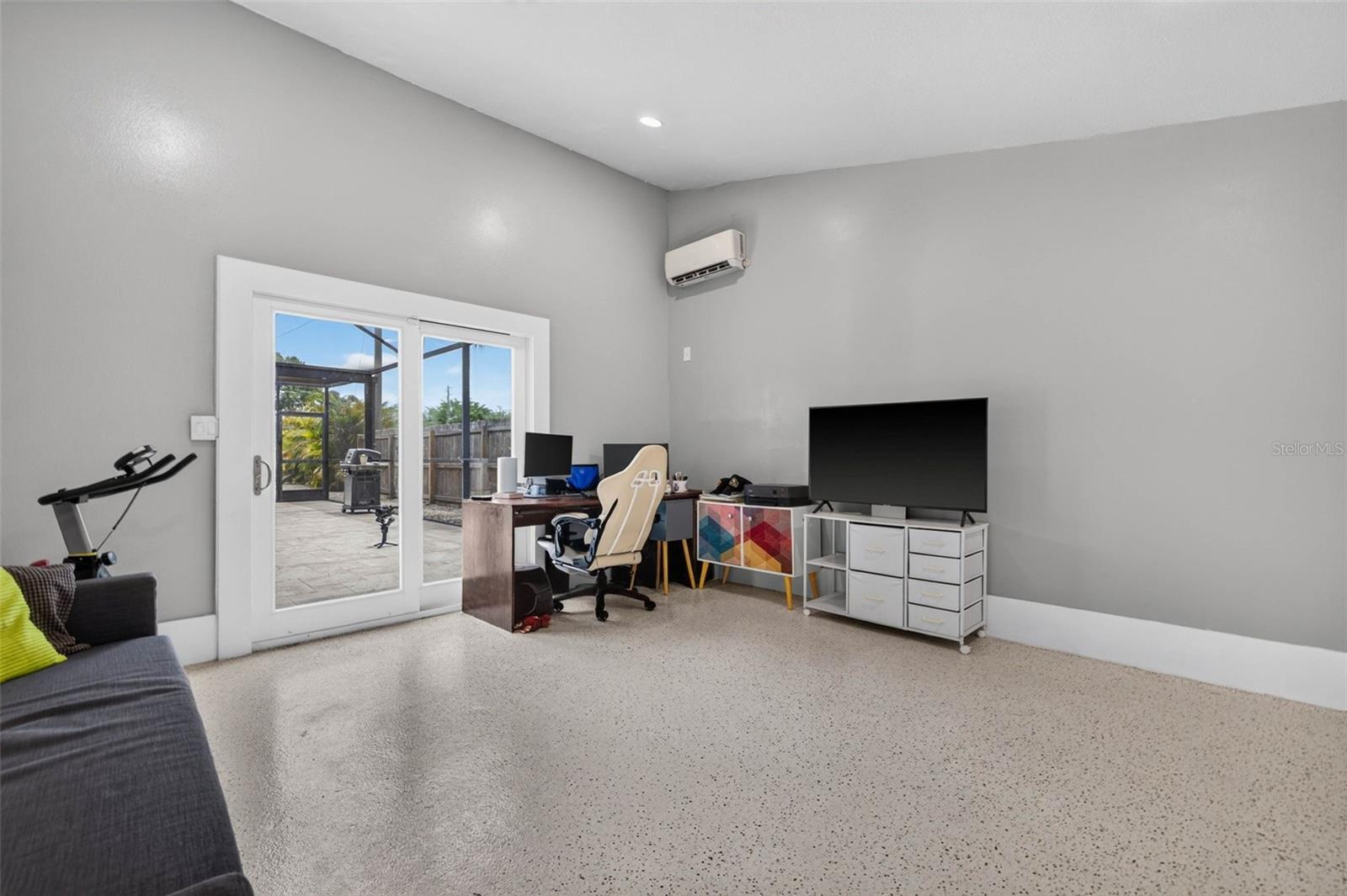 5810 20TH AVE S, ST PETERSBURG, FL — photo 38