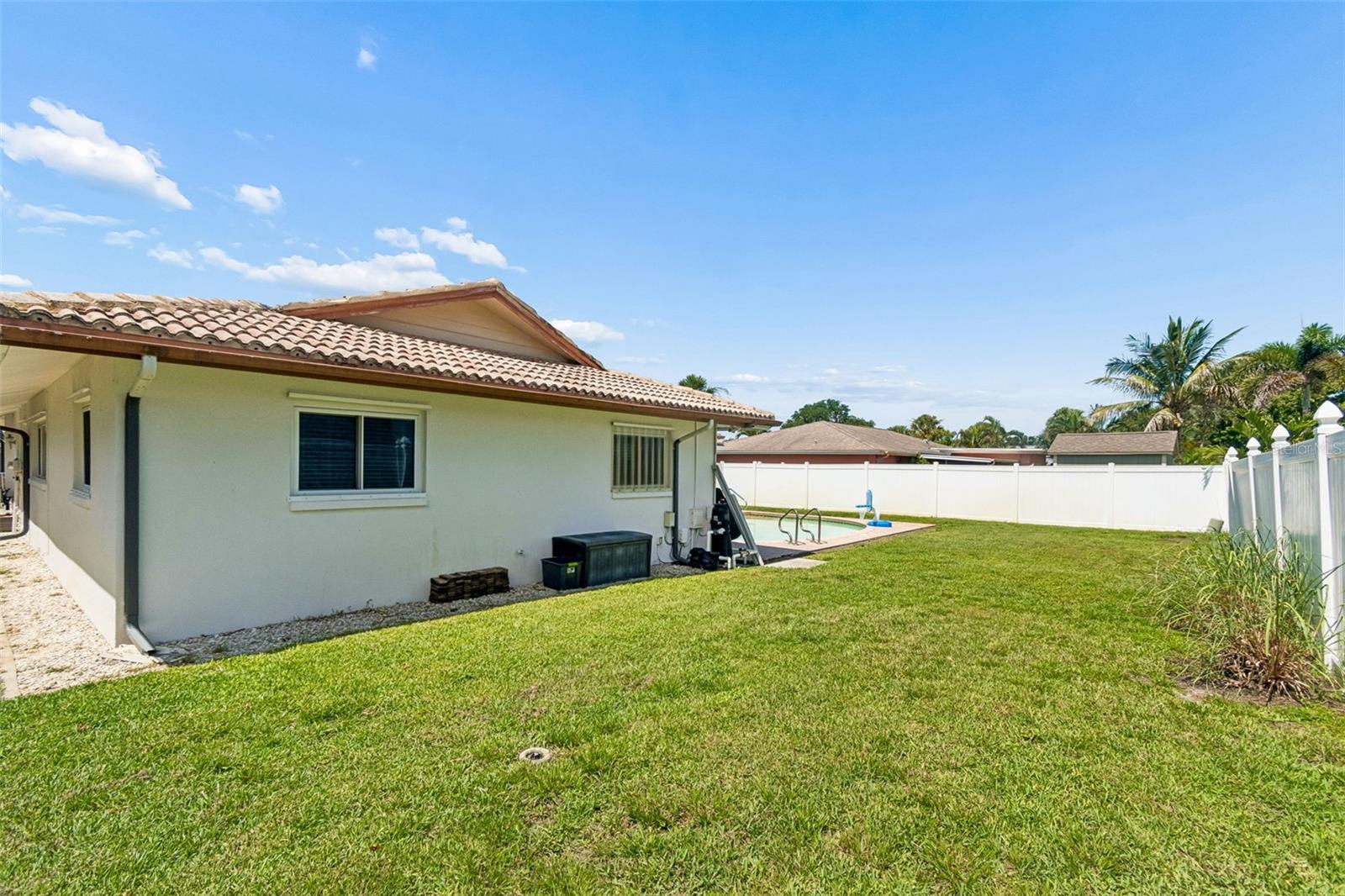 13901 88TH TER, SEMINOLE, FL — photo 70