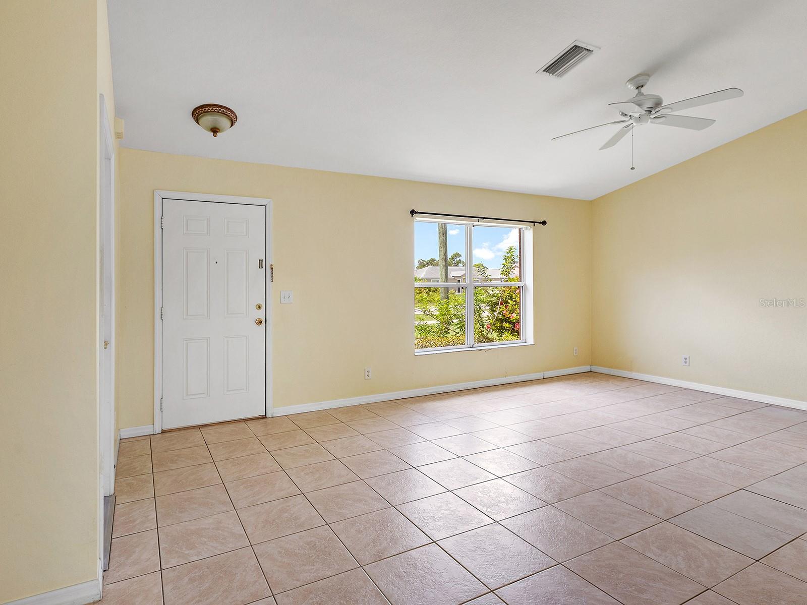 12404 WILLMINGTON BLVD, PORT CHARLOTTE, FL — photo 4