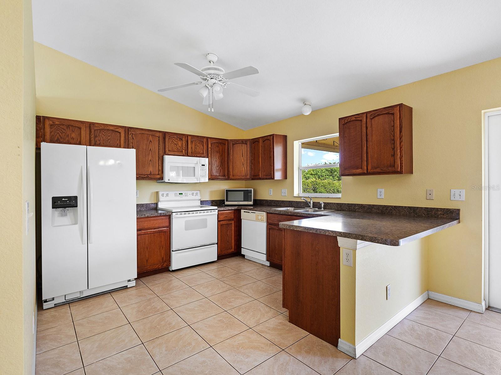 12404 WILLMINGTON BLVD, PORT CHARLOTTE, FL — photo 7