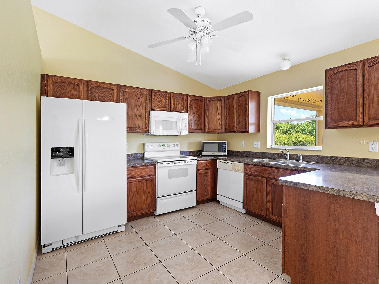 12404 WILLMINGTON BLVD, PORT CHARLOTTE, FL — photo 8