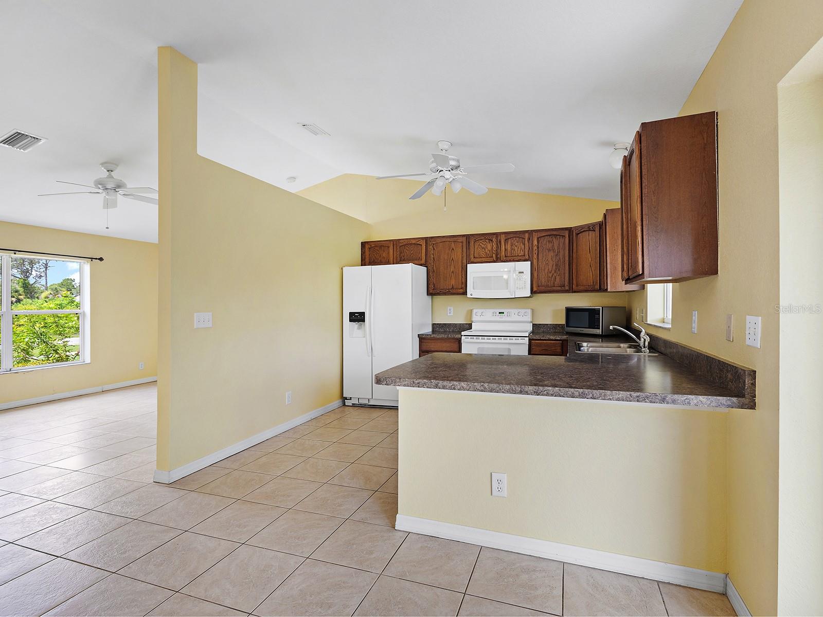12404 WILLMINGTON BLVD, PORT CHARLOTTE, FL — photo 11
