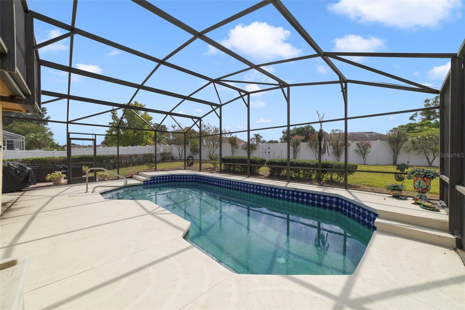 255 LOMA DEL SOL DR, DAVENPORT, FL — photo 2