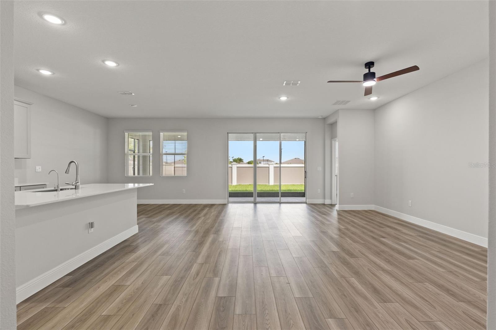 10412 FIELDSTONE MYRTLE WAY, SAN ANTONIO, FL — photo 22