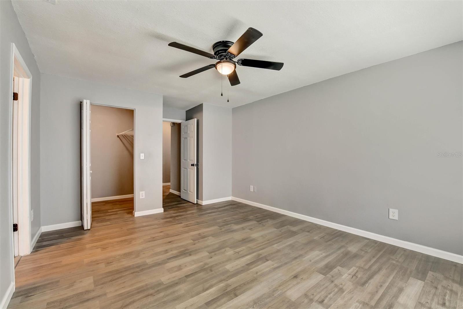 4914 OAKSHIRE DR, TAMPA, FL — photo 16