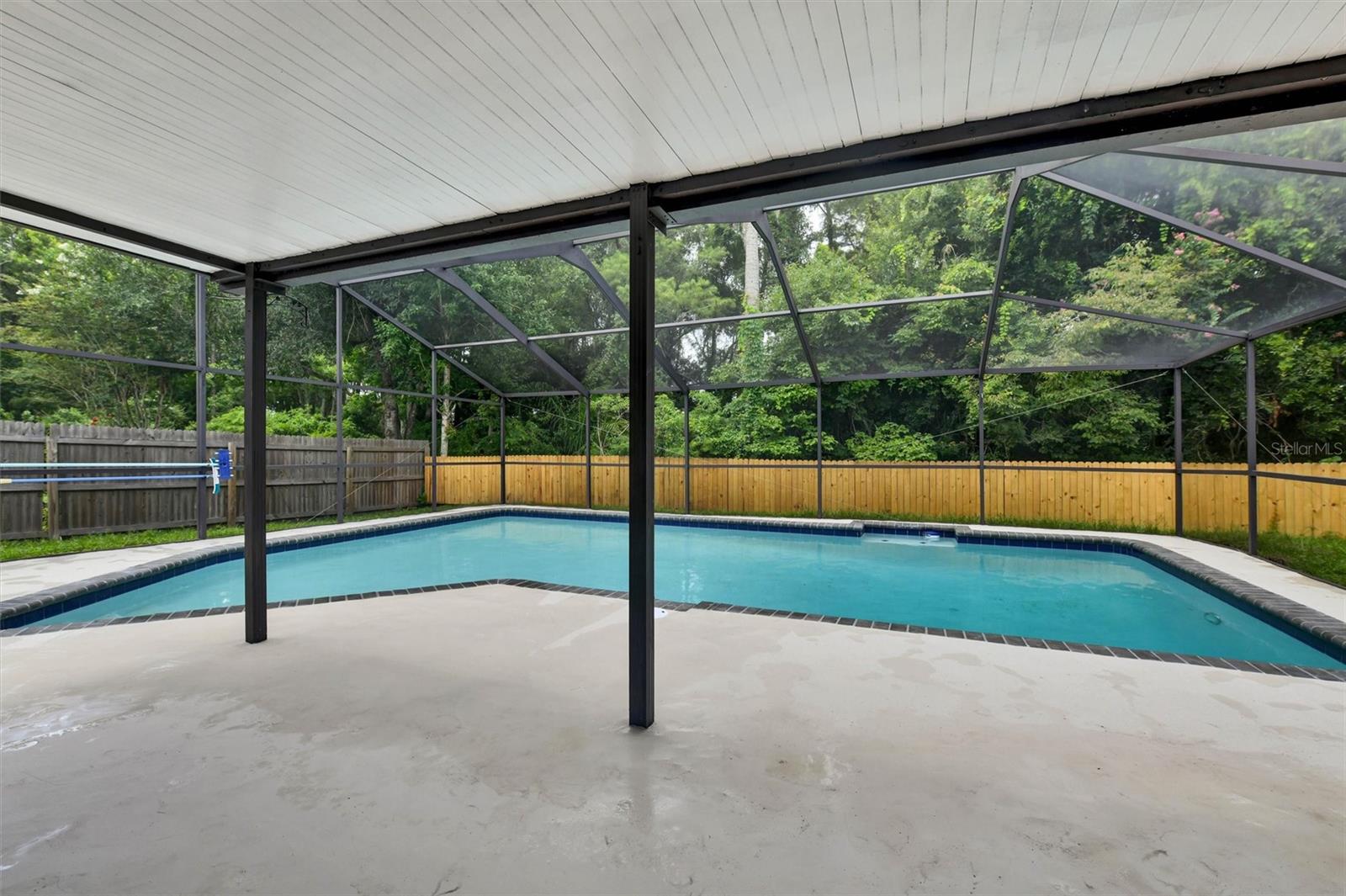 4914 OAKSHIRE DR, TAMPA, FL — photo 29