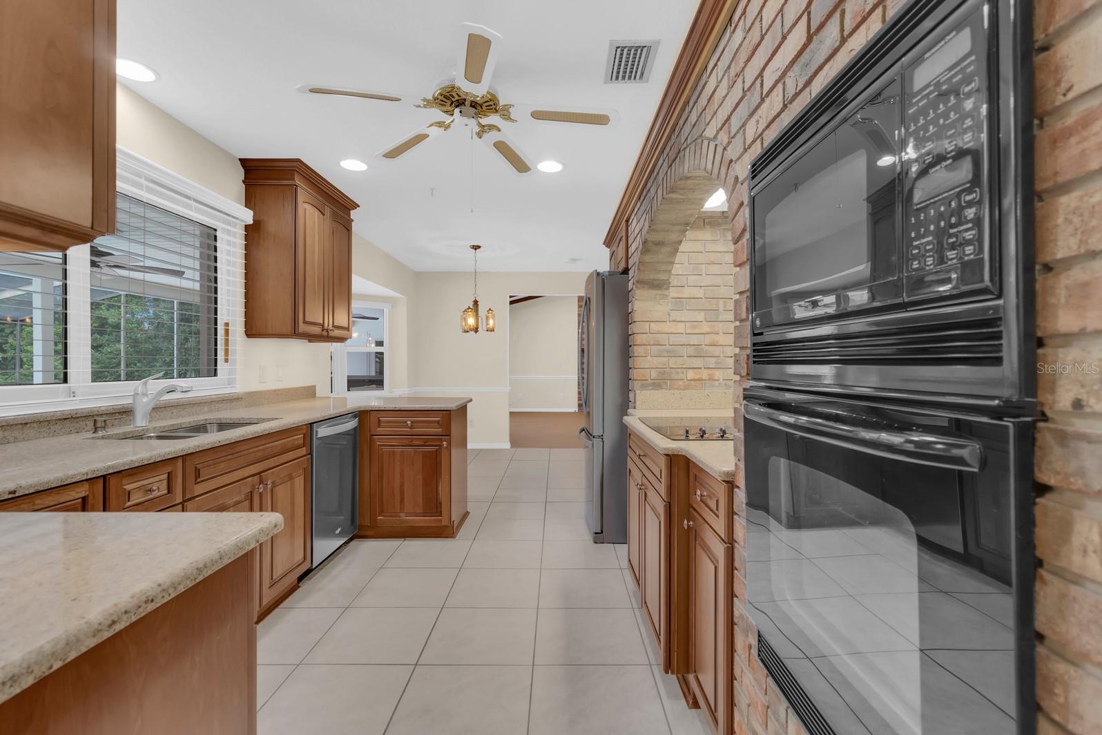 112 FOREST PARK CT, LONGWOOD, FL — photo 26