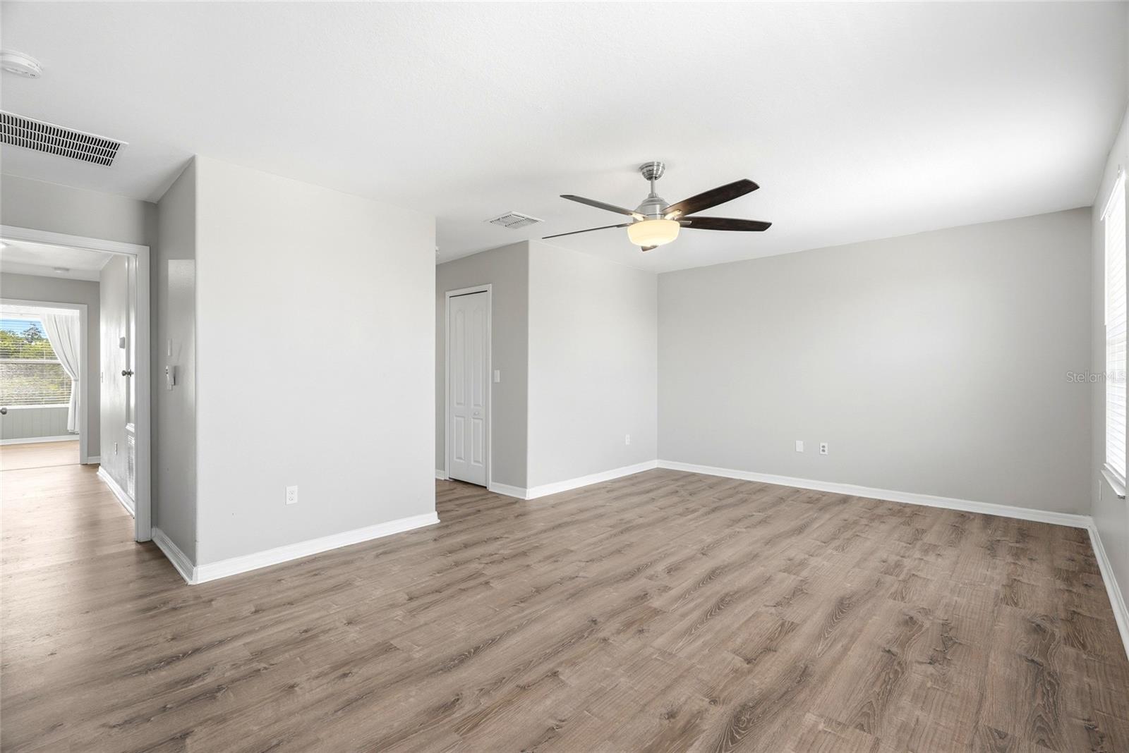 909 MEADOW GLADE DR, RUSKIN, FL — photo 32