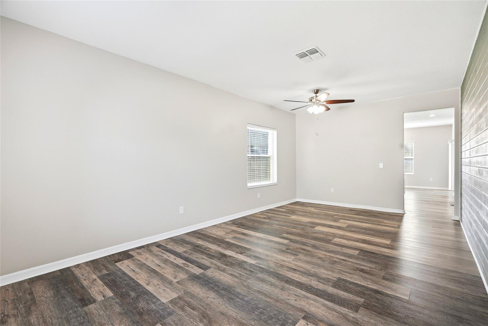 909 MEADOW GLADE DR, RUSKIN, FL — photo 33
