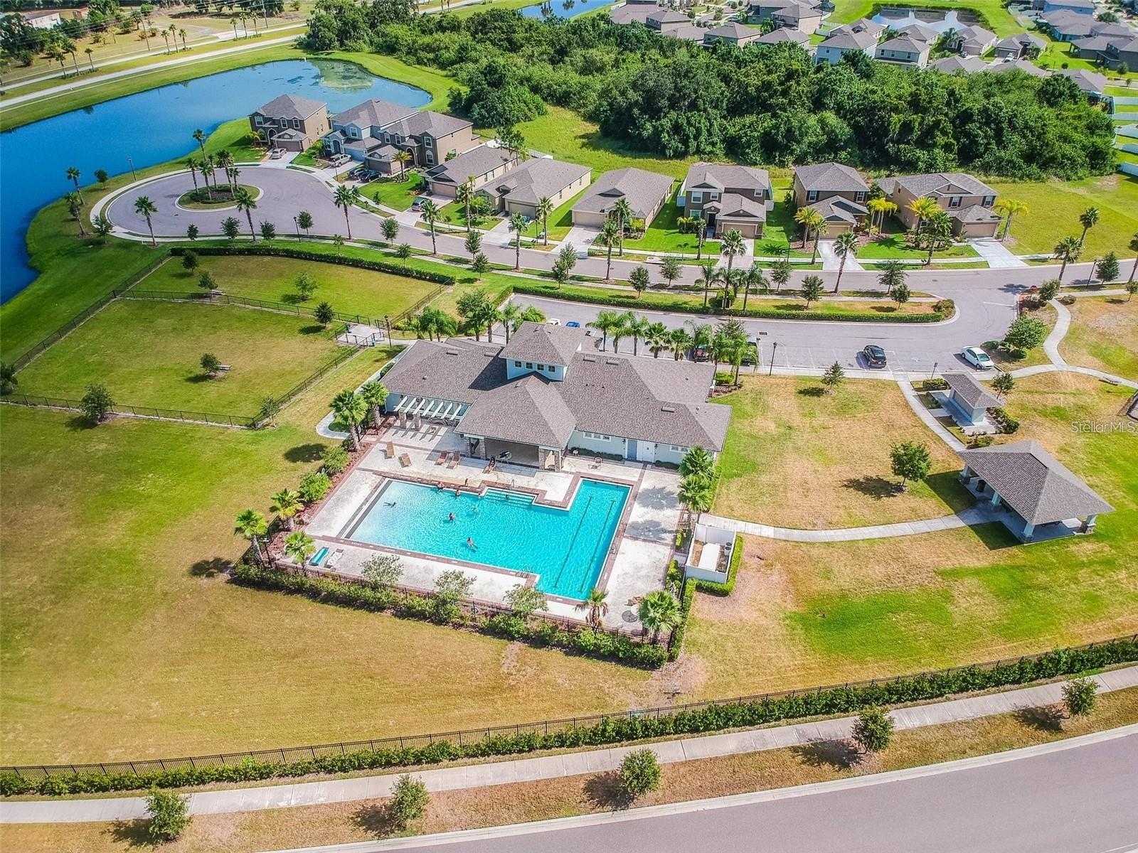 909 MEADOW GLADE DR, RUSKIN, FL — photo 60