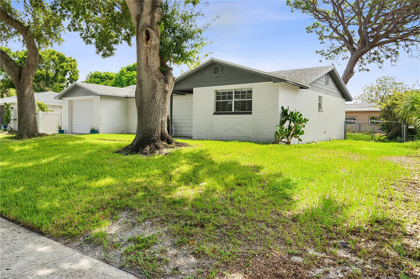 919 PENINSULA RD, TARPON SPRINGS, FL — photo 4
