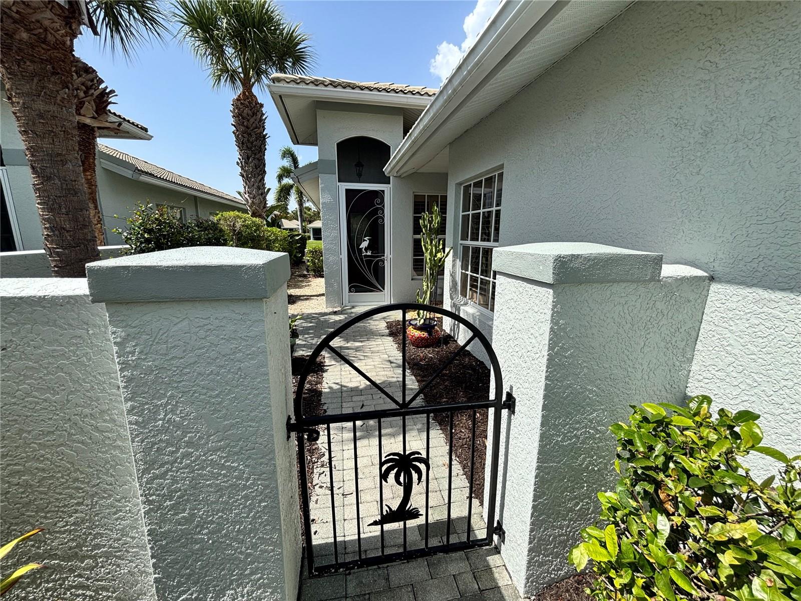 310 RECLINATA CIR, VENICE, FL — photo 3