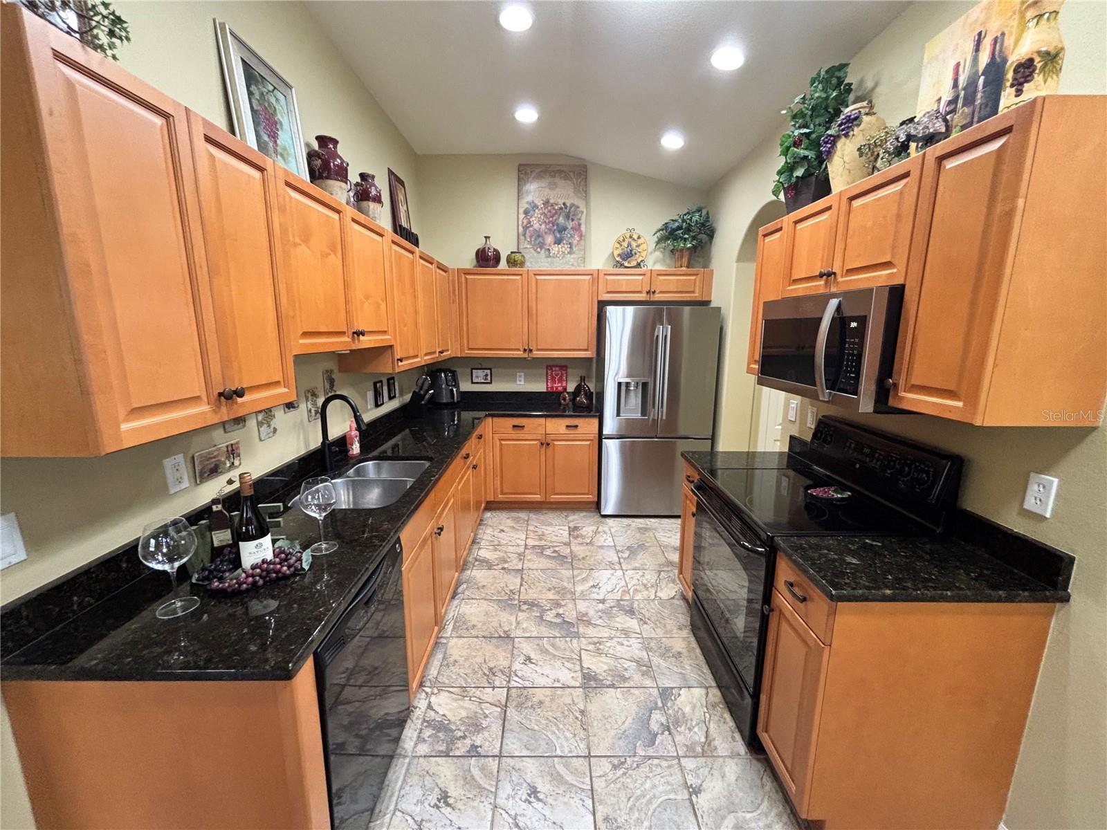310 RECLINATA CIR, VENICE, FL — photo 13