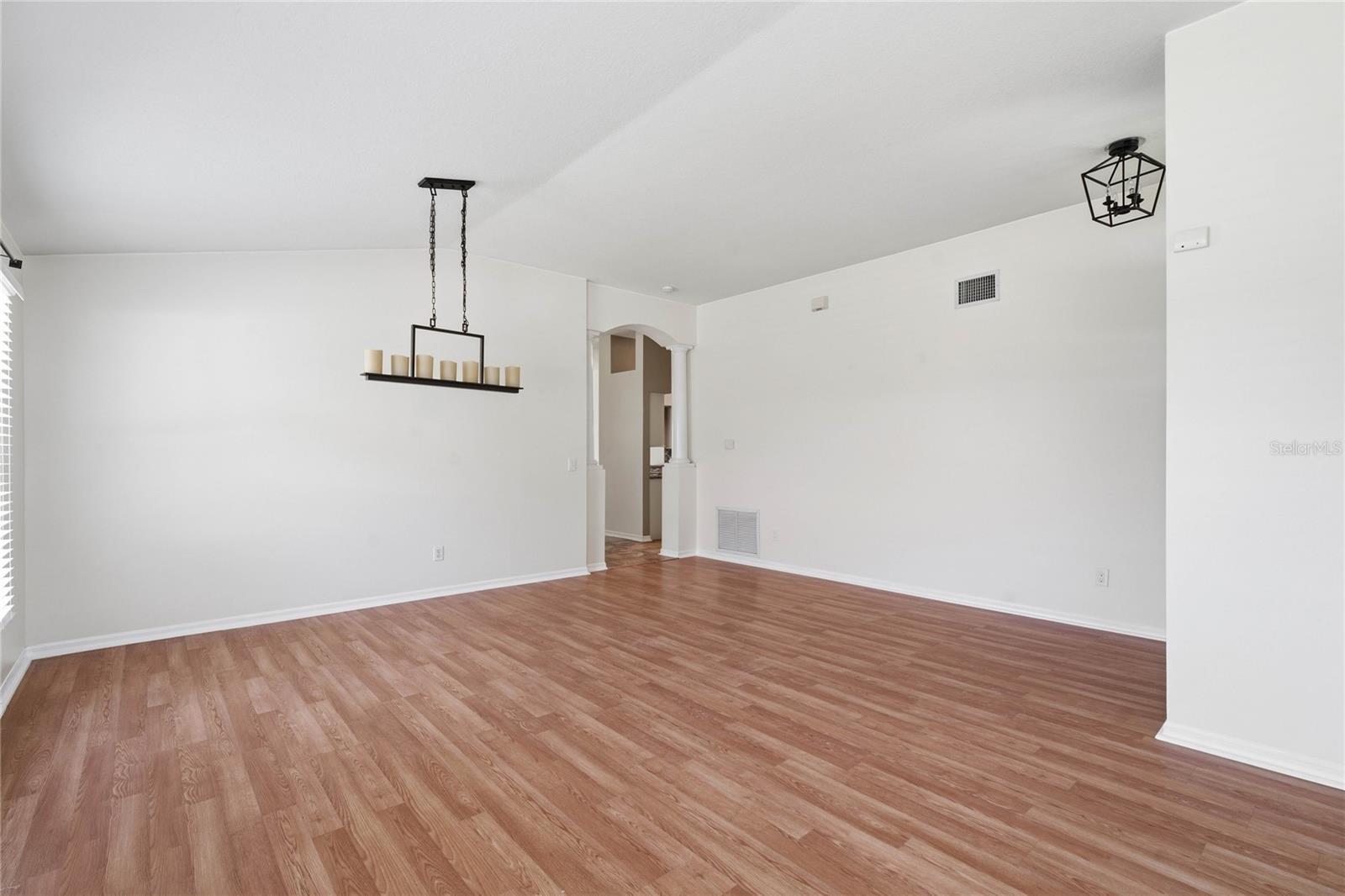 19520 MORDEN BLUSH DR, LUTZ, FL — photo 7