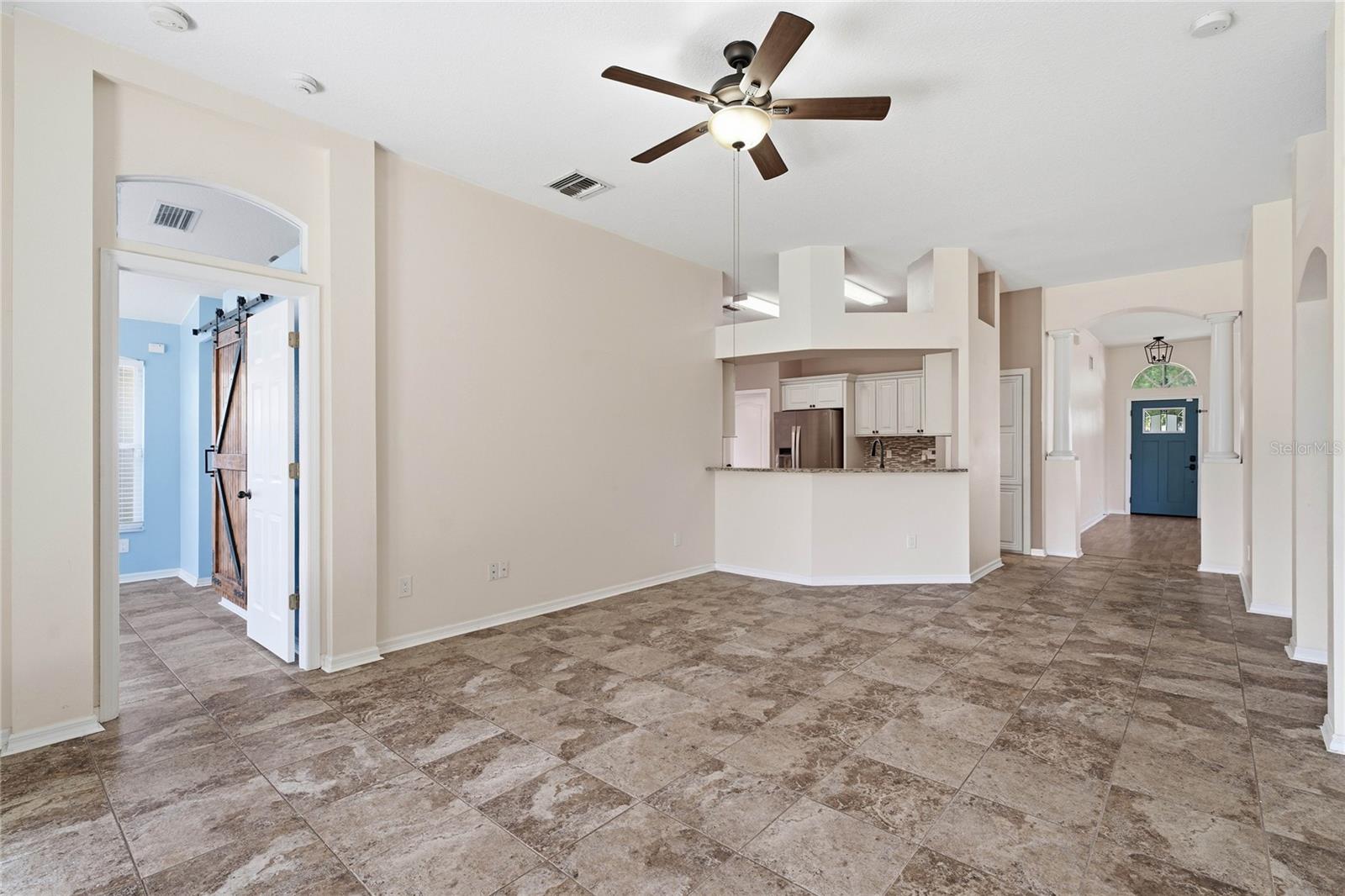 19520 MORDEN BLUSH DR, LUTZ, FL — photo 12