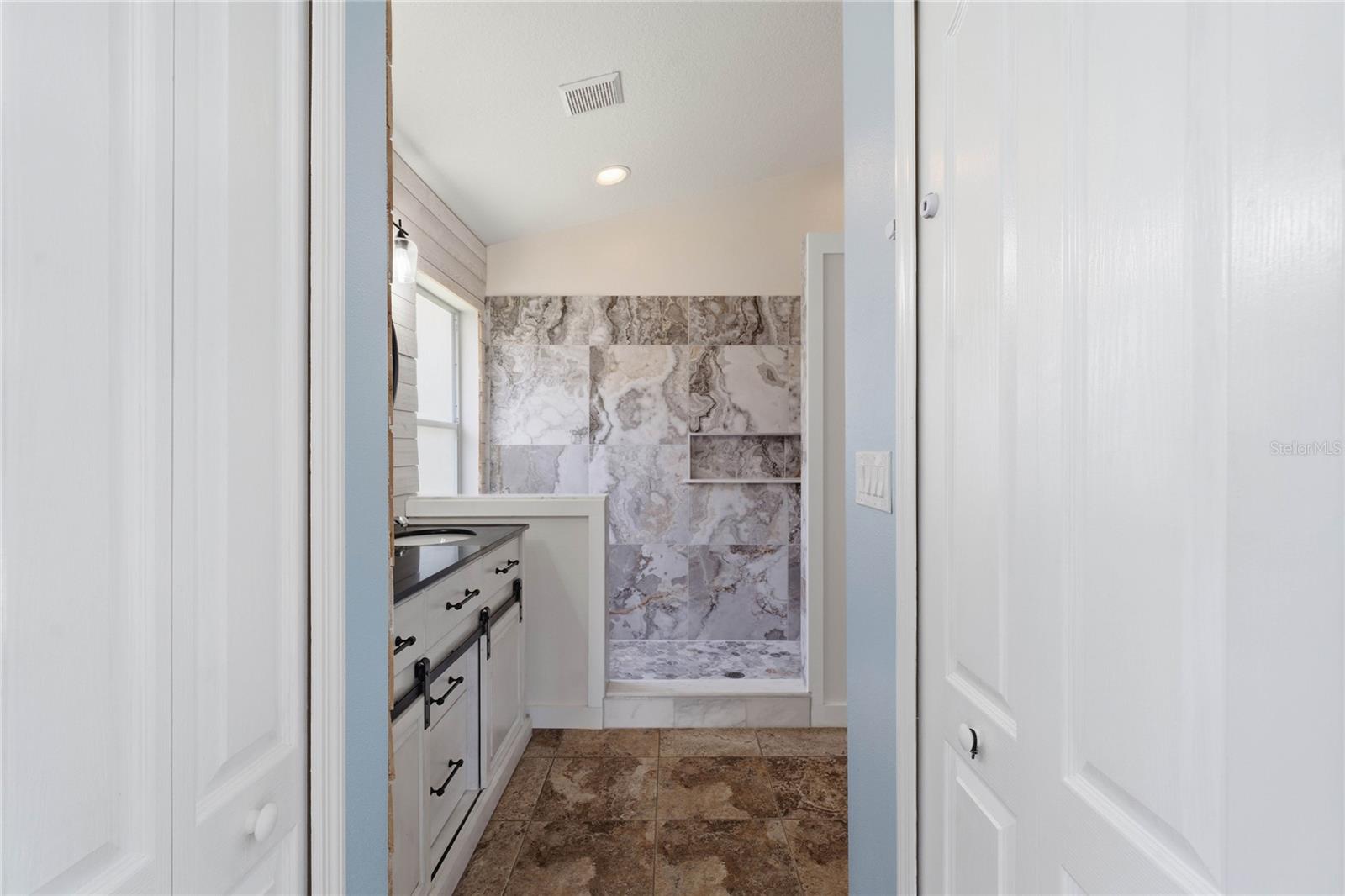 19520 MORDEN BLUSH DR, LUTZ, FL — photo 21