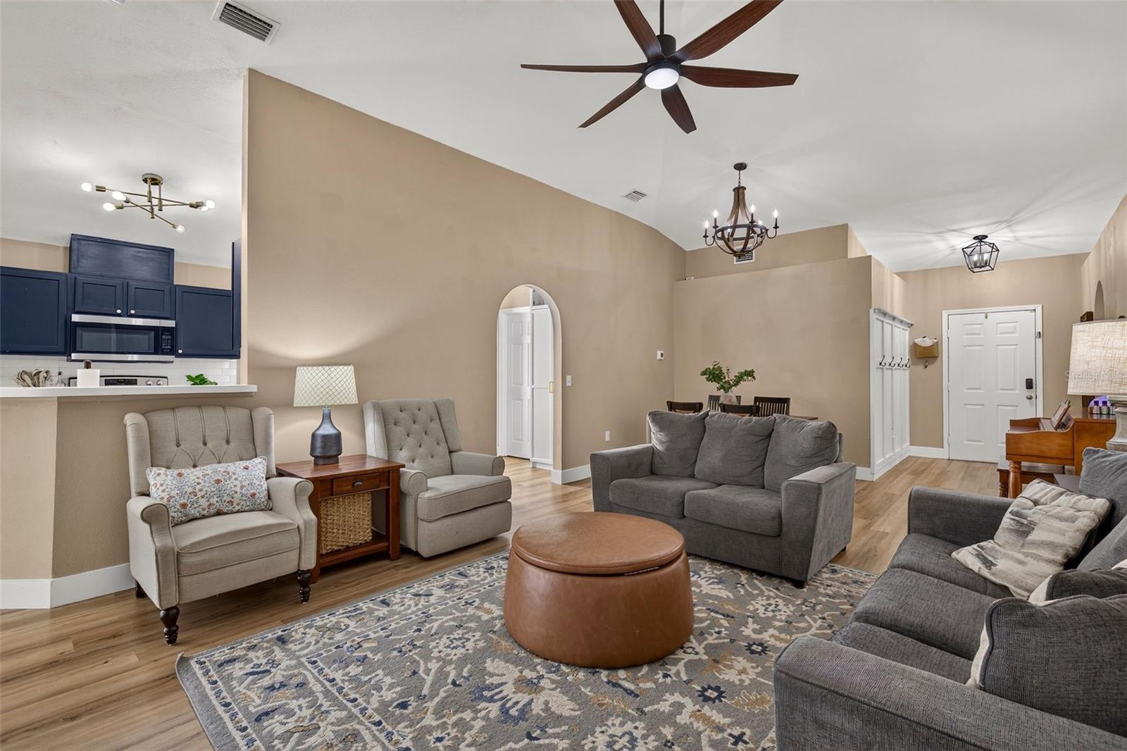 31806 LOCH ALINE DR, WESLEY CHAPEL, FL — photo 12