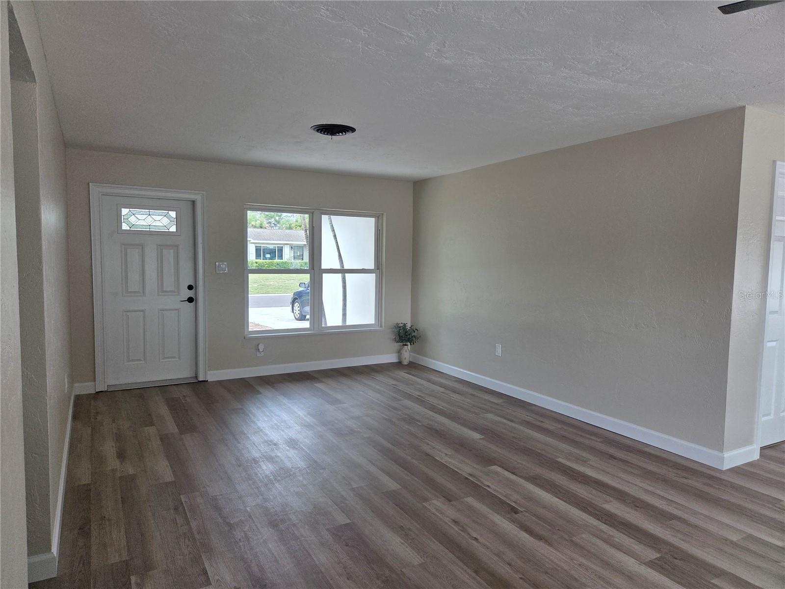 3066 66TH WAY N, ST PETERSBURG, FL — photo 6