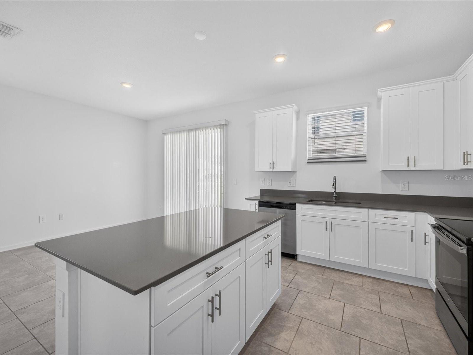 2413 BROOK MARSH LOOP, KISSIMMEE, FL — photo 9