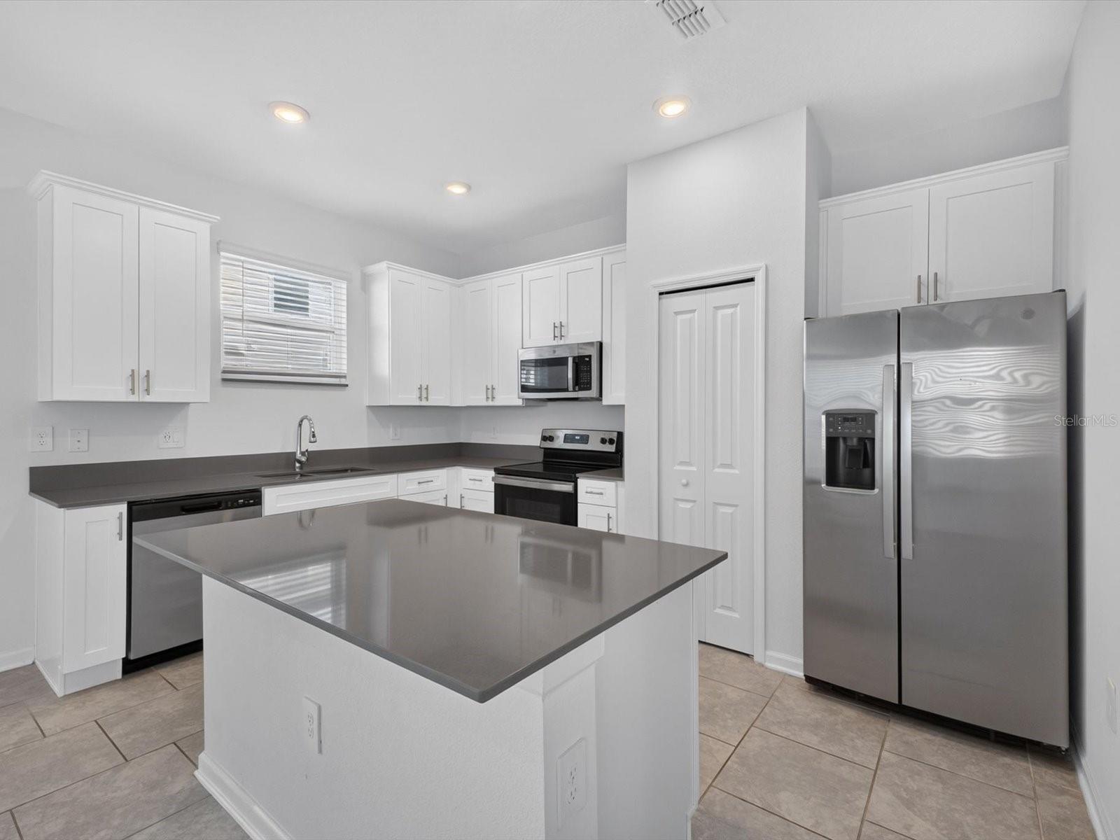 2413 BROOK MARSH LOOP, KISSIMMEE, FL — photo 10