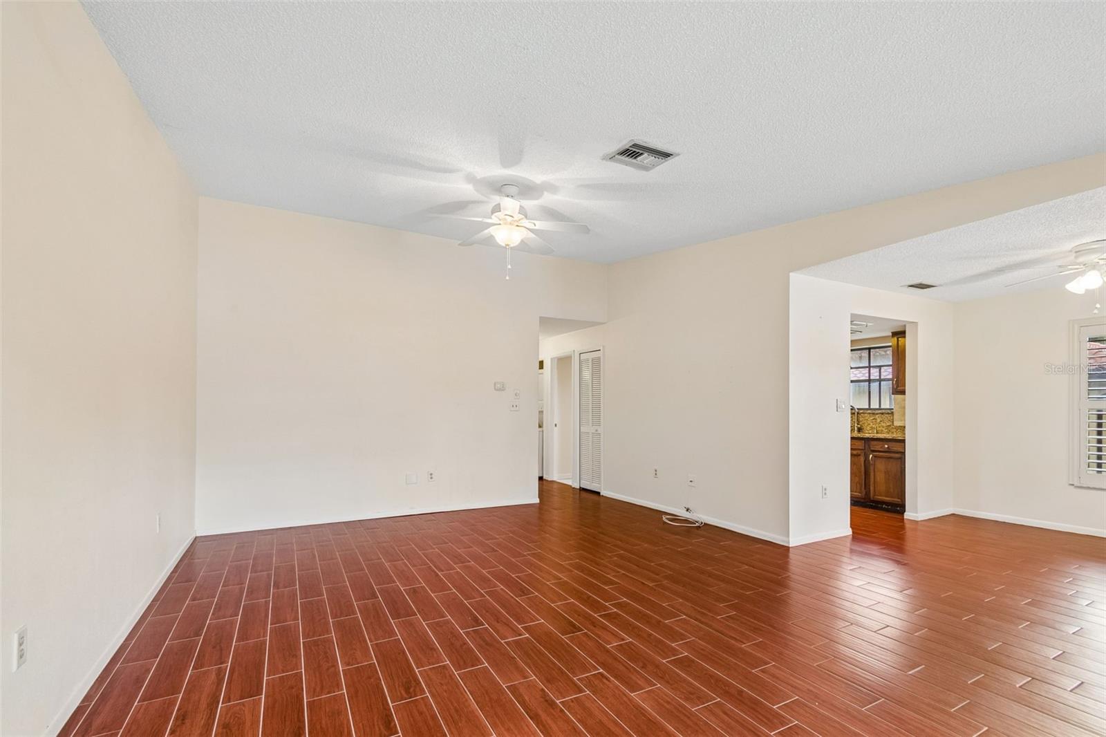 2814 HAMMOCK CT #2814, CLEARWATER, FL — photo 4