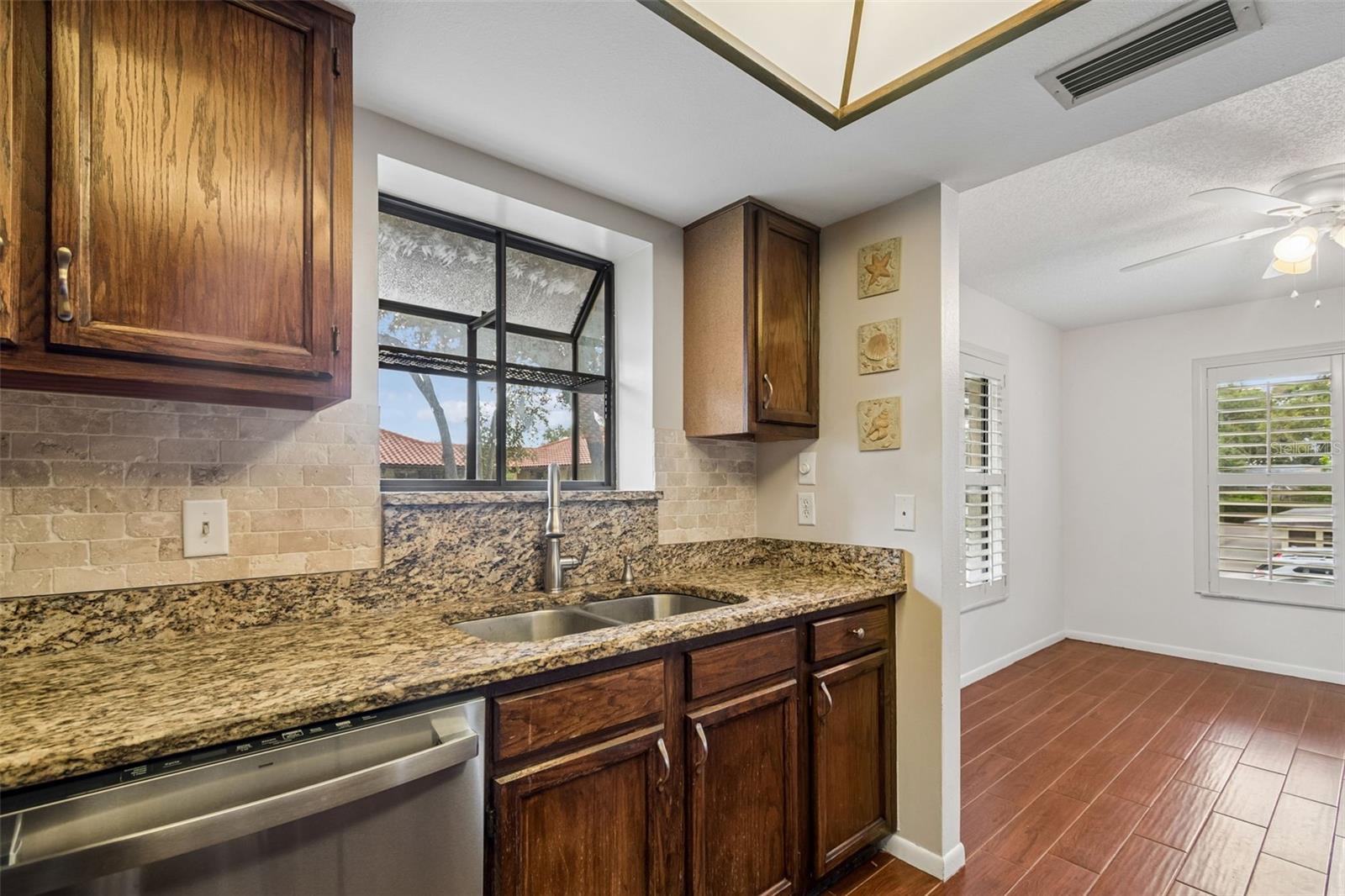 2814 HAMMOCK CT #2814, CLEARWATER, FL — photo 8