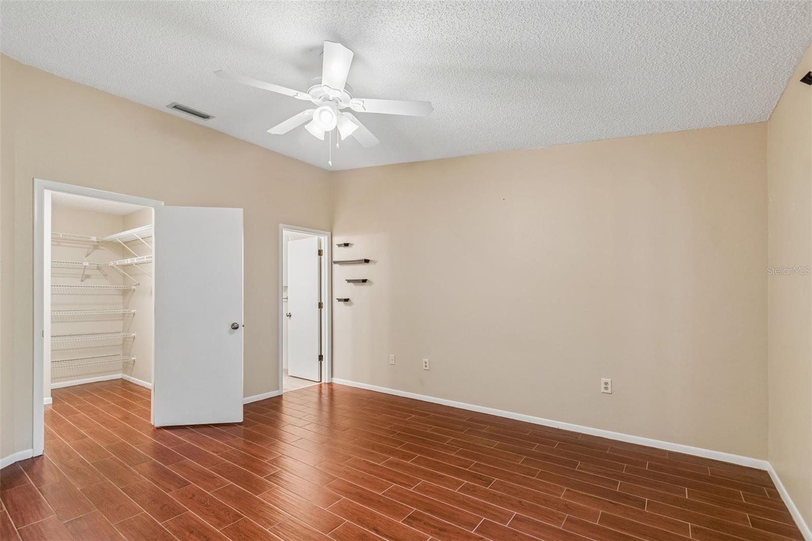 2814 HAMMOCK CT #2814, CLEARWATER, FL — photo 17