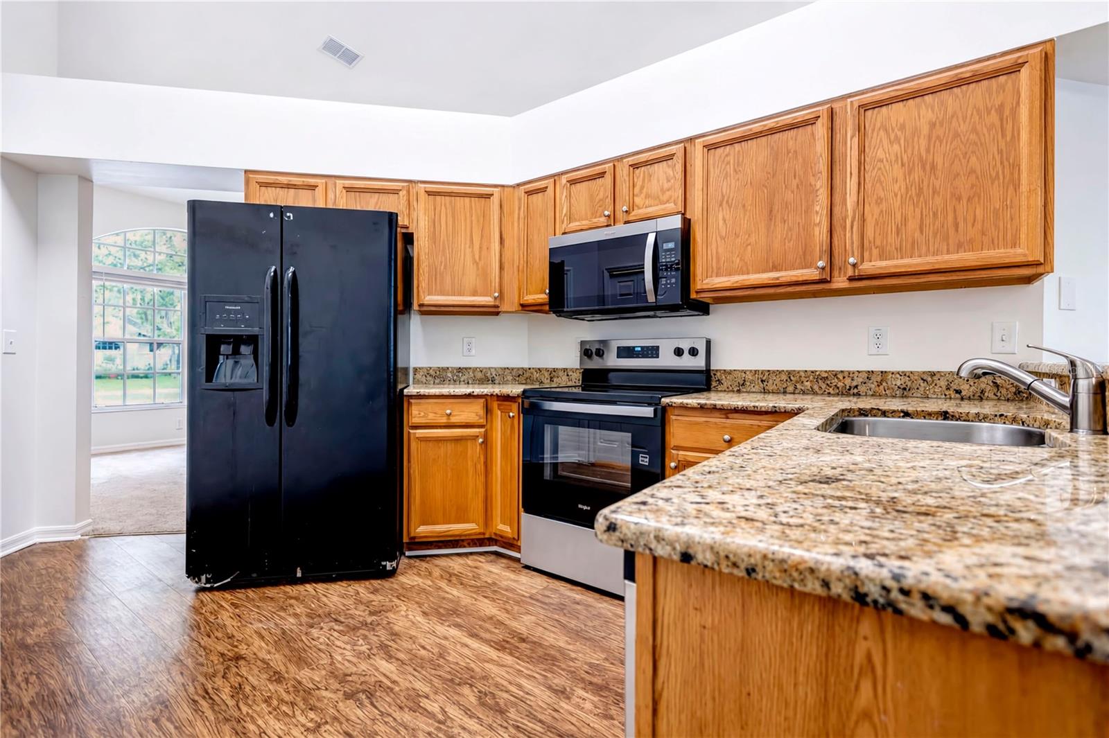 2302 LYNCREST CT, VALRICO, FL — photo 5