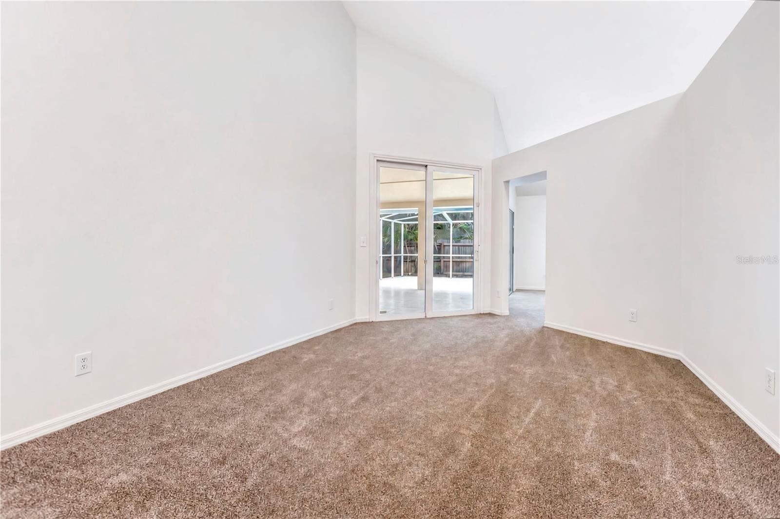 2302 LYNCREST CT, VALRICO, FL — photo 10
