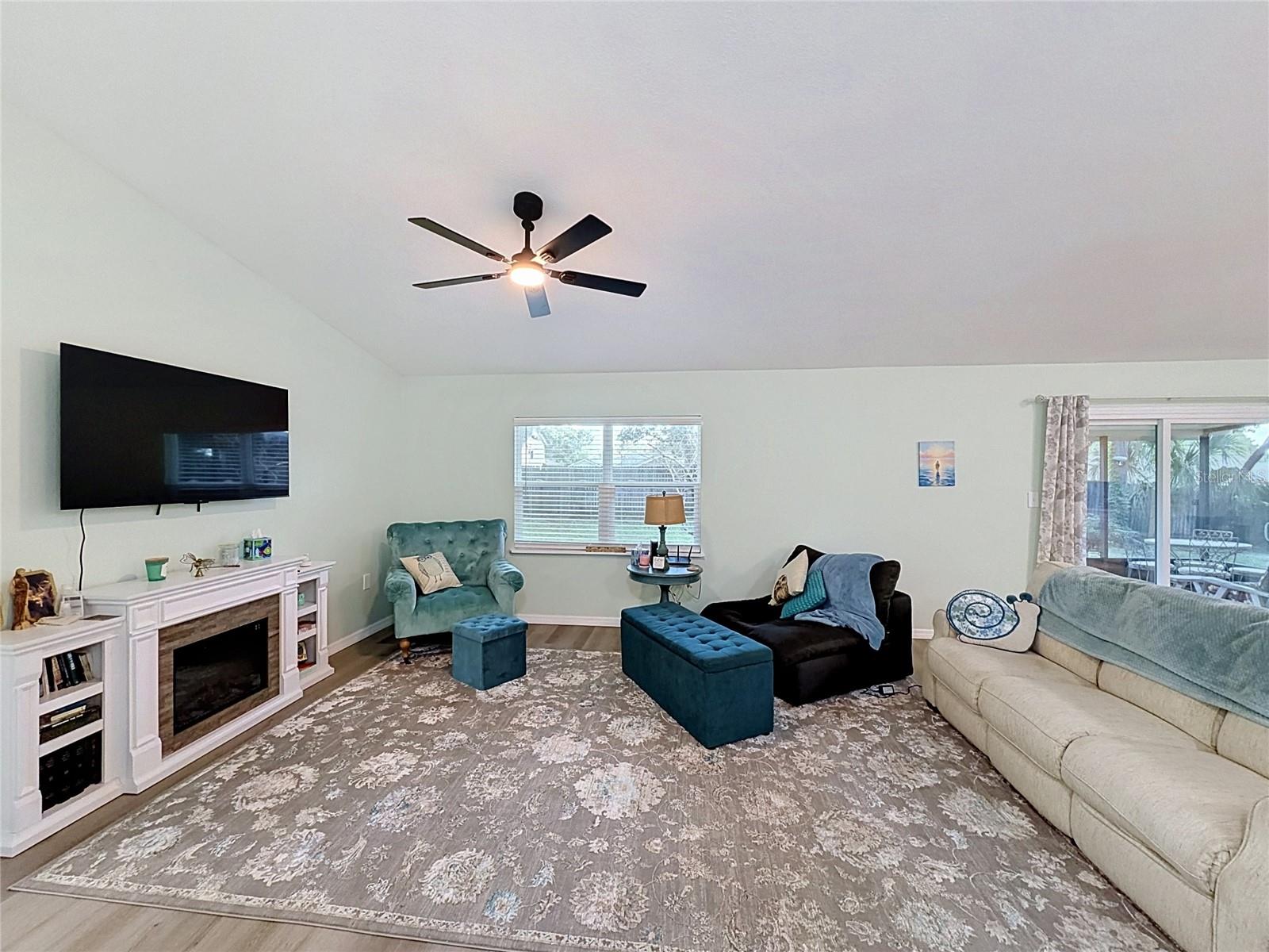 706 OLD CREEK CT, SANFORD, FL — photo 2