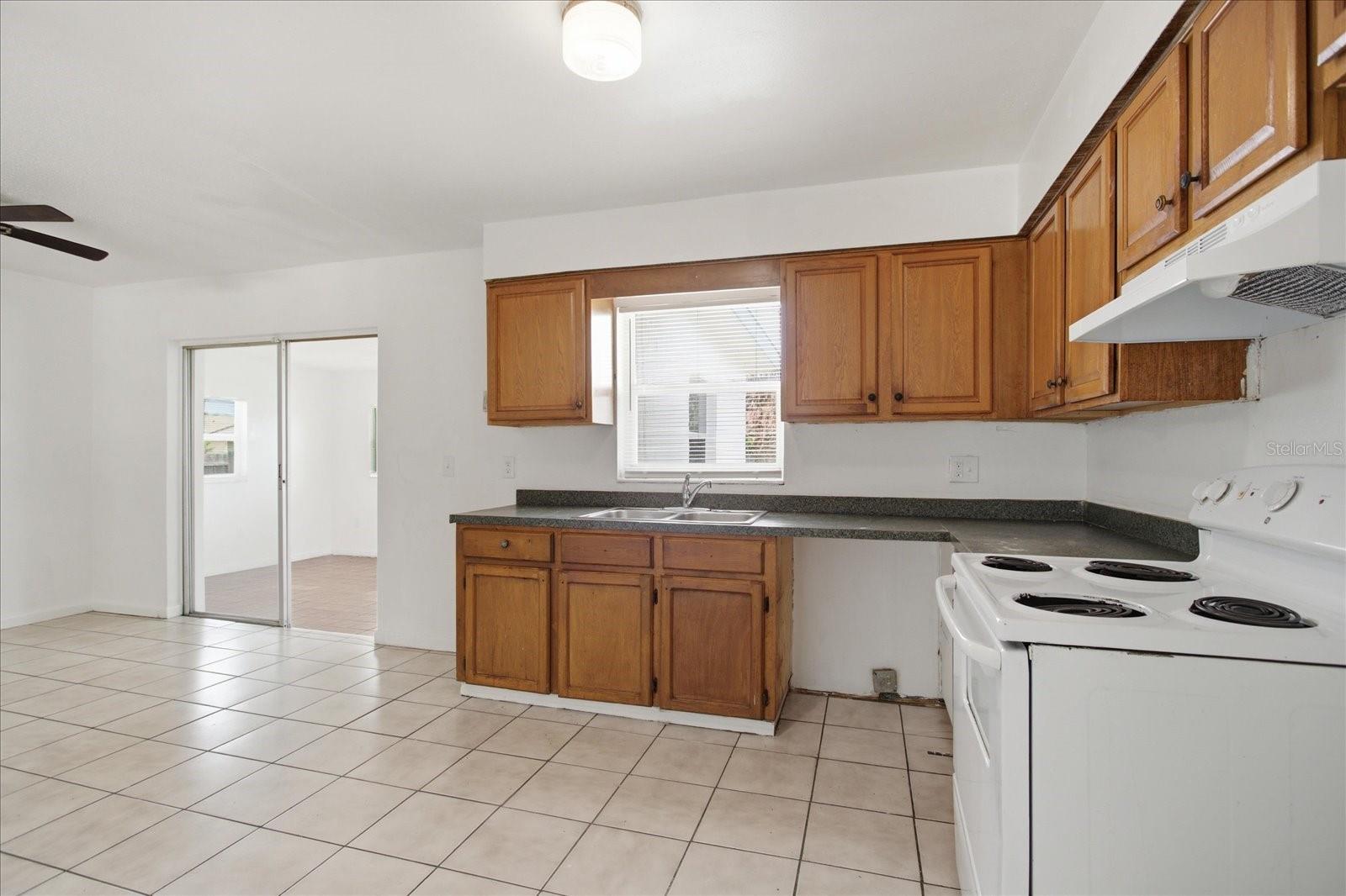 4817 BLARNEY DR, ORLANDO, FL — photo 4
