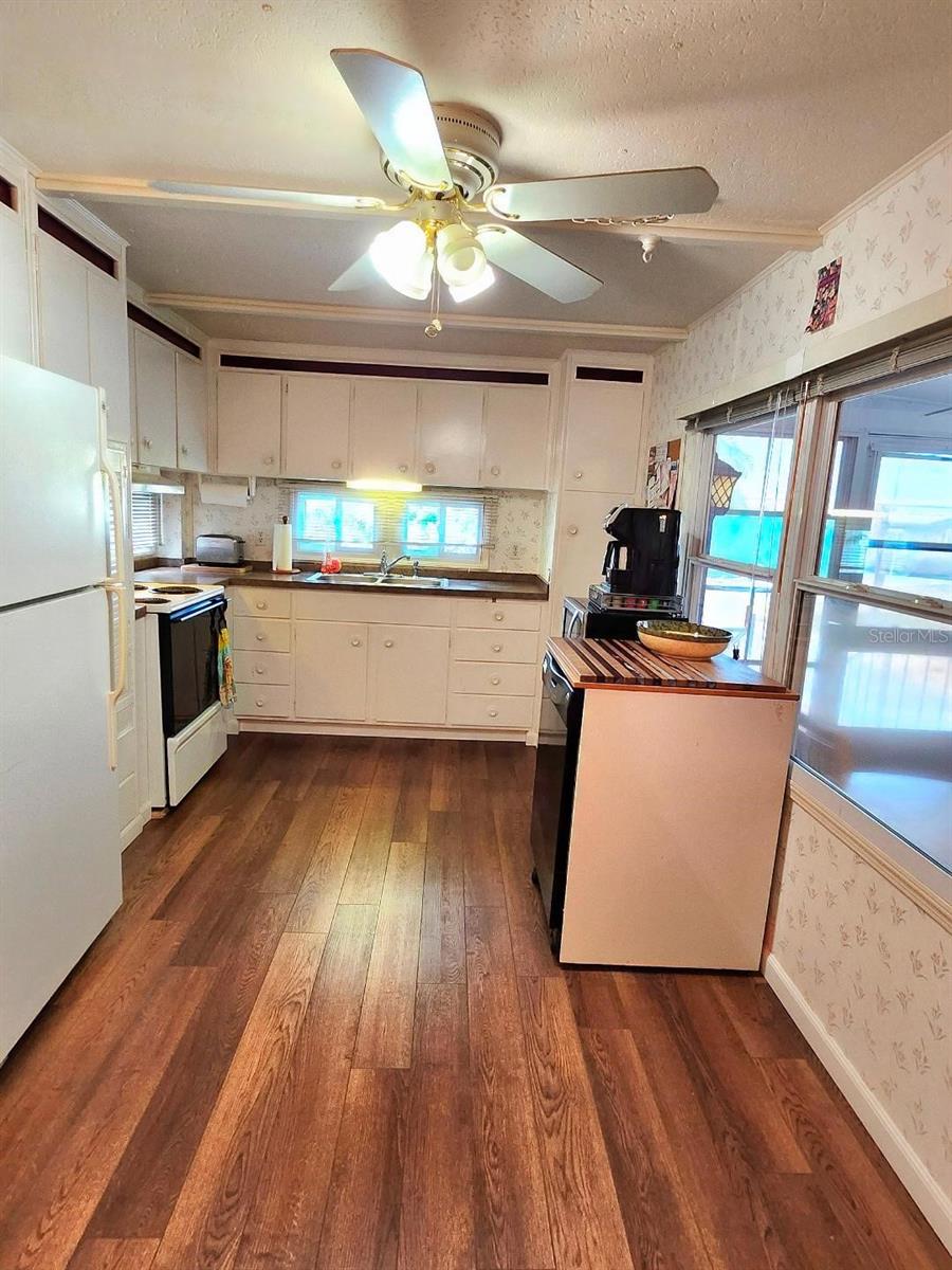 1715 ILLINOIS AVE, BRADENTON, FL — photo 18