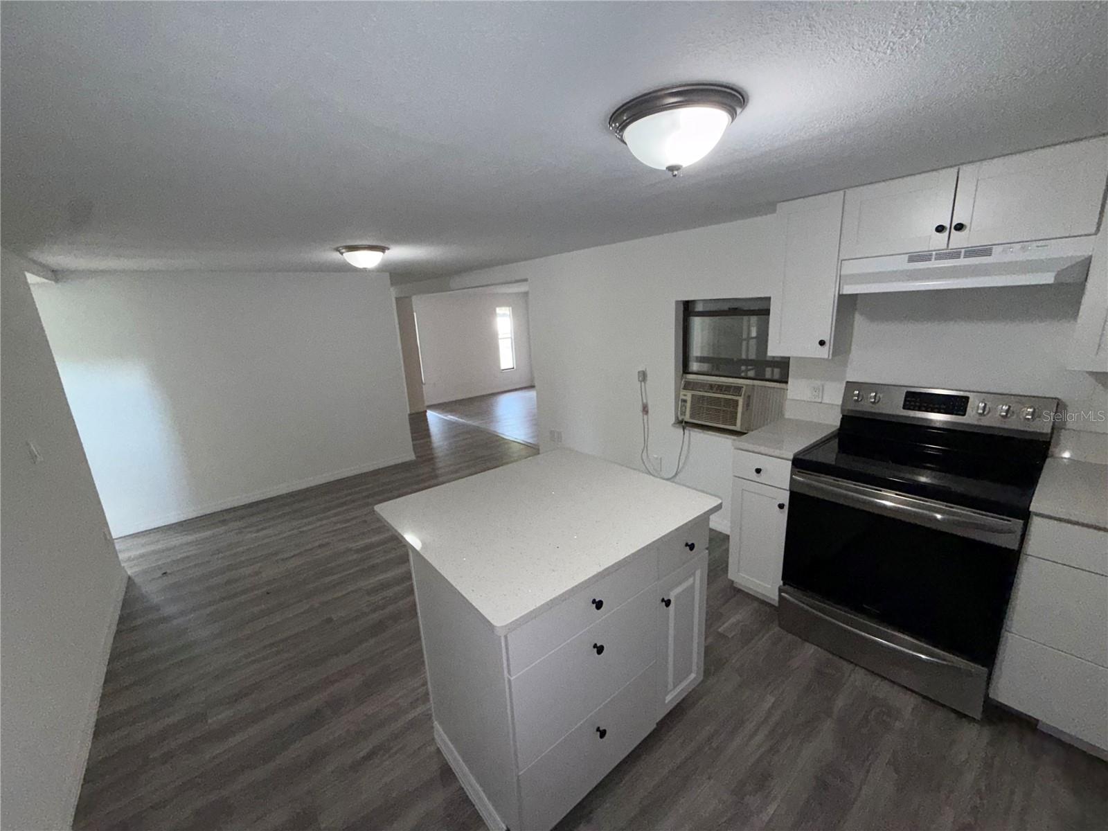 17440 SE 37TH LN, OCKLAWAHA, FL — photo 2