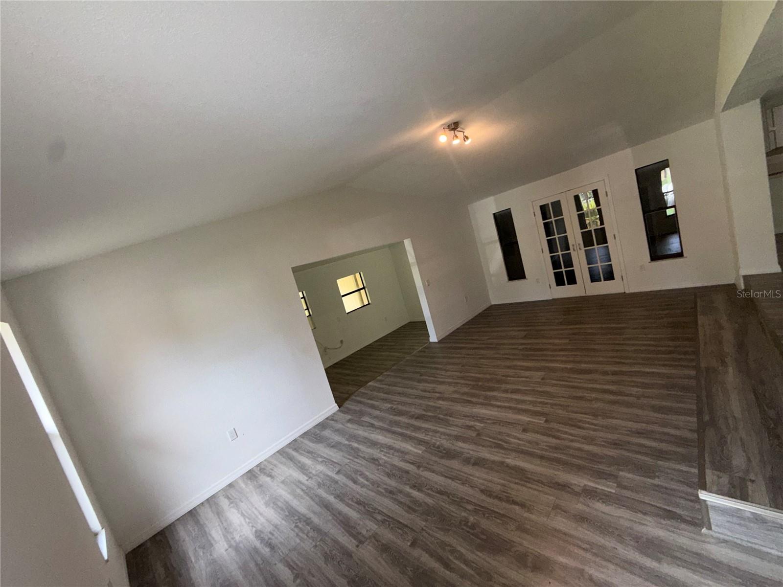 17440 SE 37TH LN, OCKLAWAHA, FL — photo 5