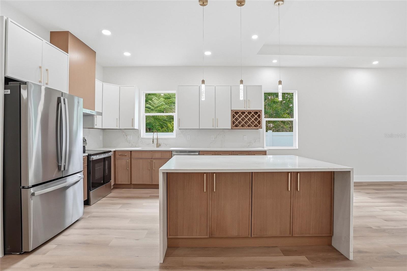 1117 15TH AVE NW, LARGO, FL — photo 9