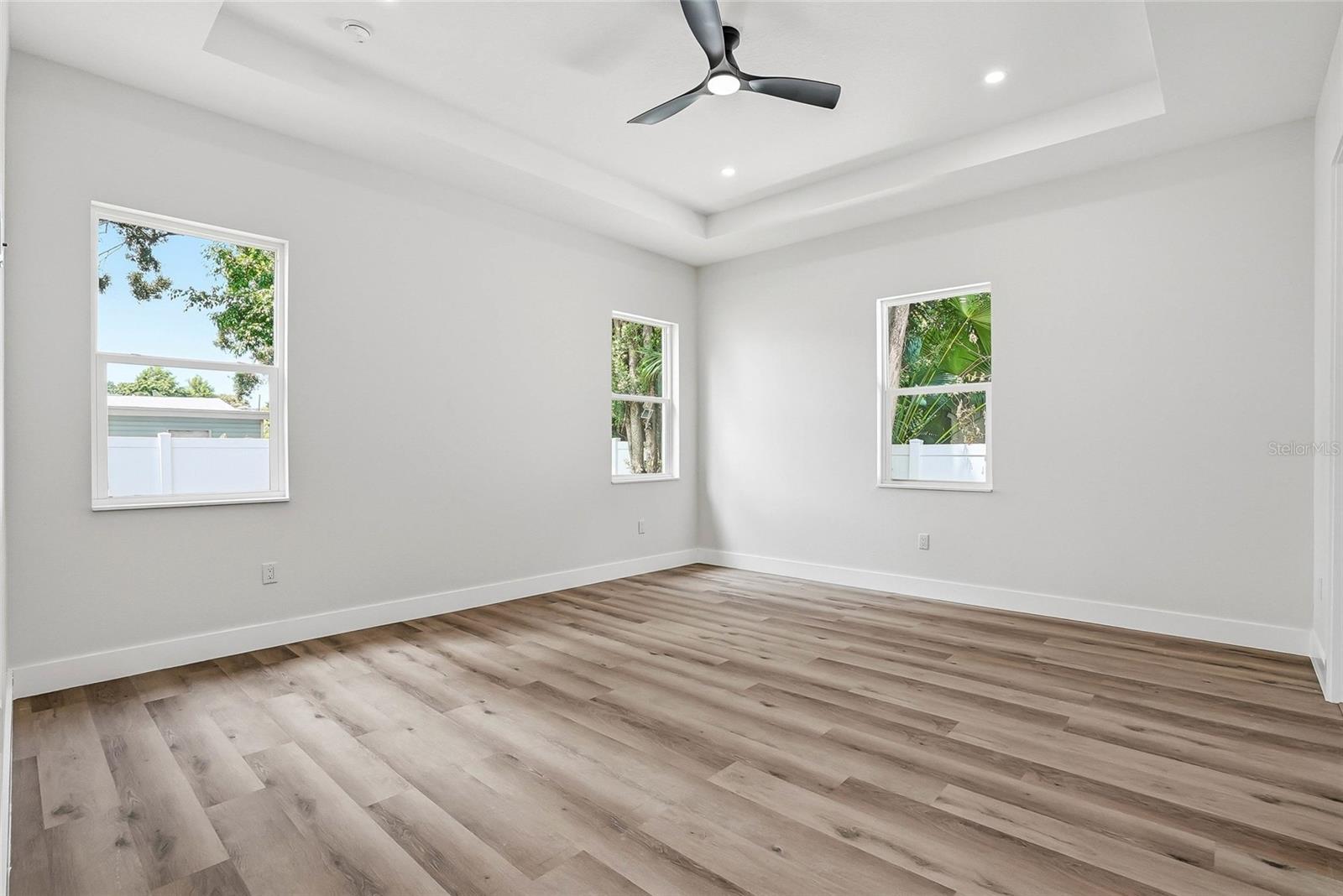 1117 15TH AVE NW, LARGO, FL — photo 14