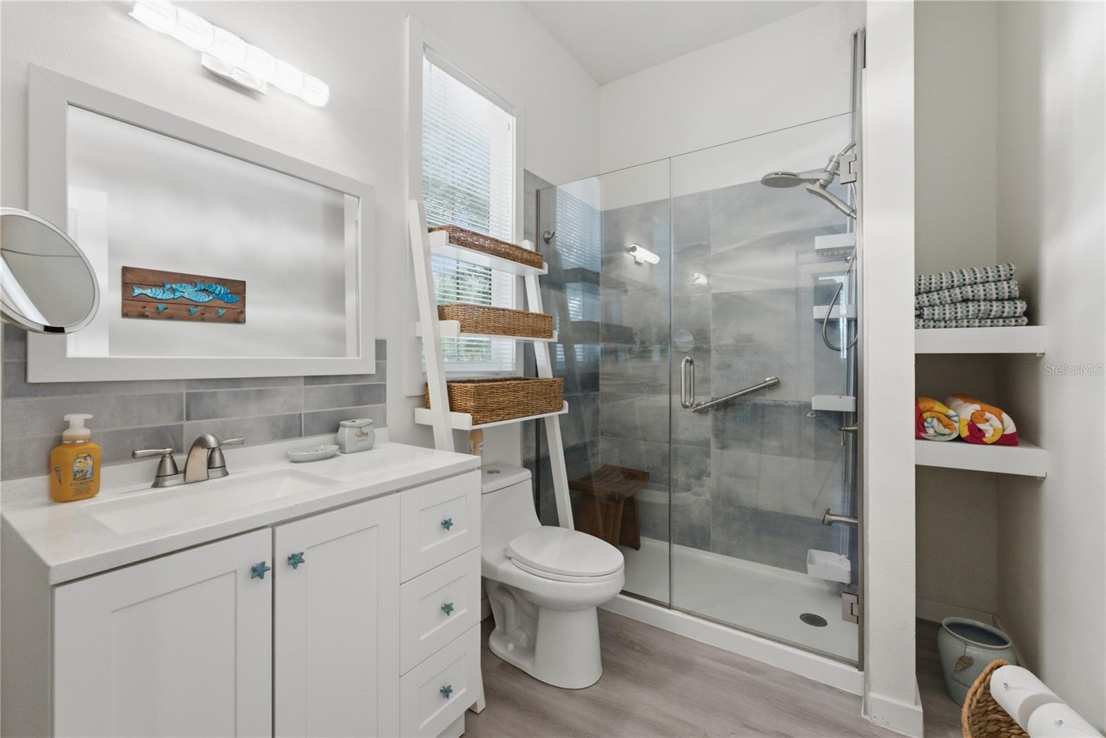 559 18TH ST E, BRADENTON, FL — photo 13