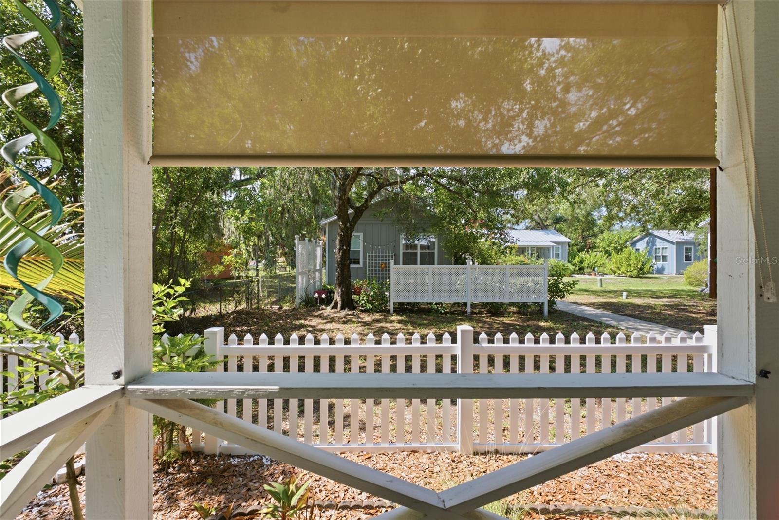 559 18TH ST E, BRADENTON, FL — photo 23