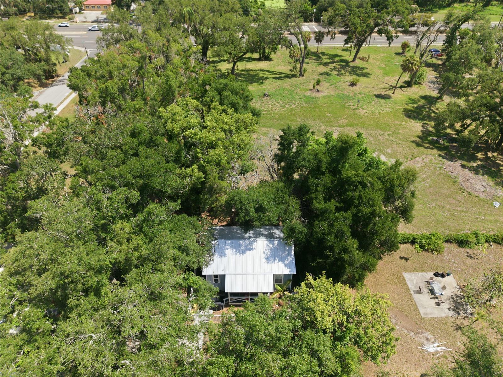 559 18TH ST E, BRADENTON, FL — photo 39
