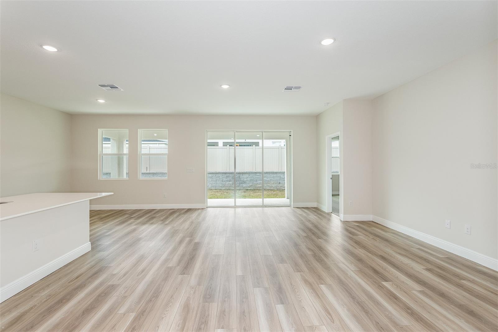 33437 TWILIGHT SEA PL, DADE CITY, FL — photo 3
