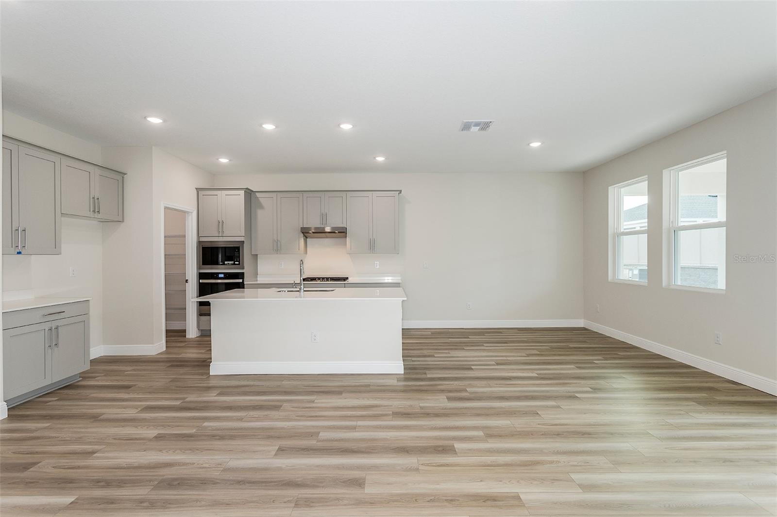33437 TWILIGHT SEA PL, DADE CITY, FL — photo 13